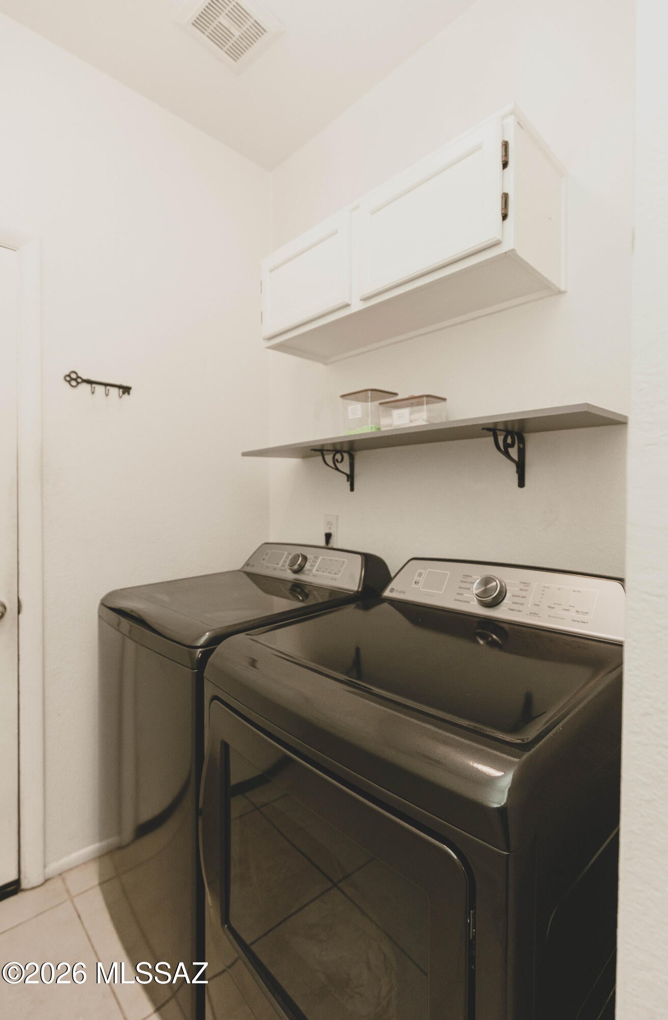 Elliott Homes At Rita Ranch (1-521) - Residential