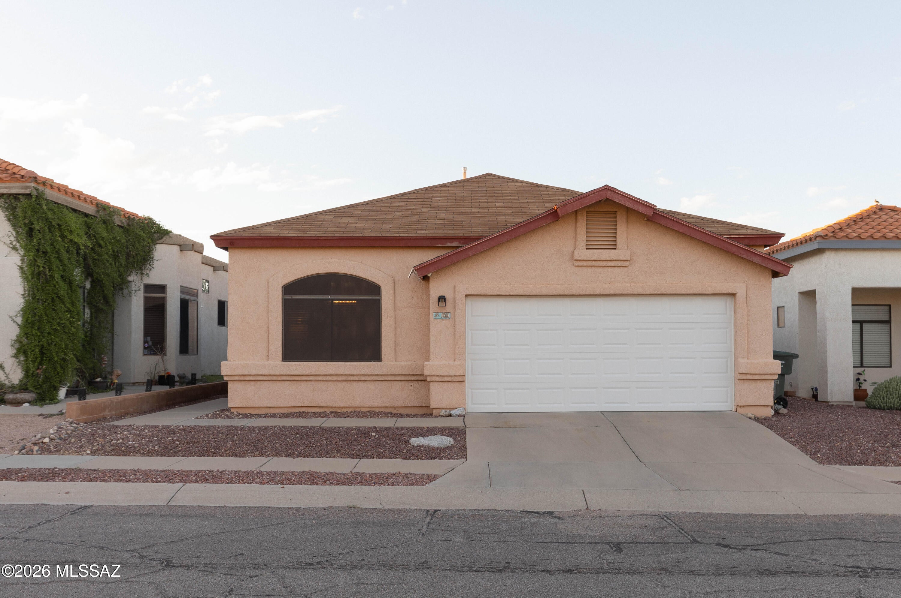 Elliott Homes At Rita Ranch (1-521) - Residential