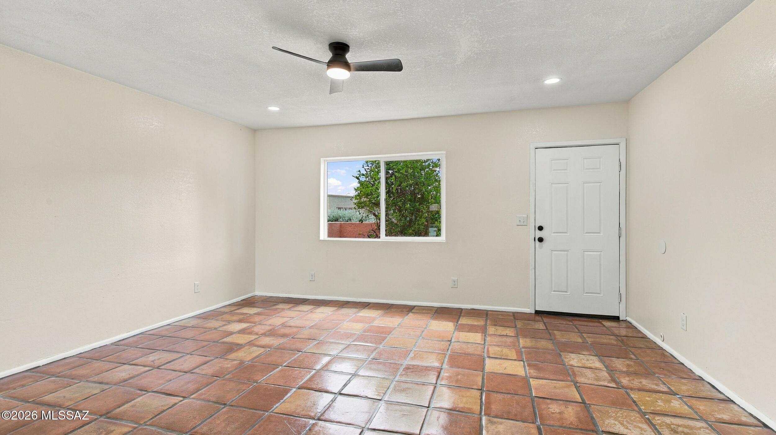 Spanish Meadows Twnhss (1-105) - Residential