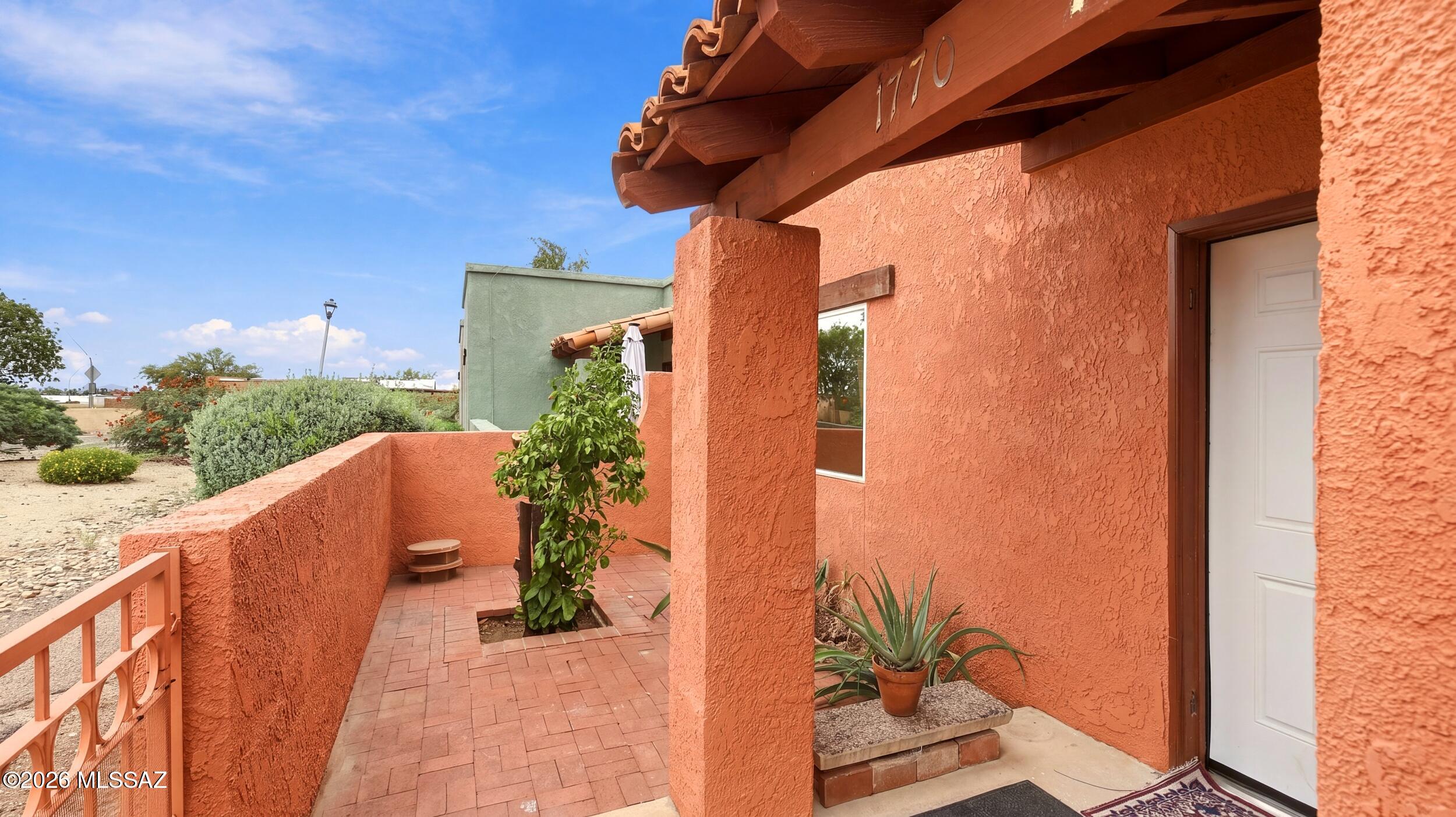 Spanish Meadows Twnhss (1-105) - Residential