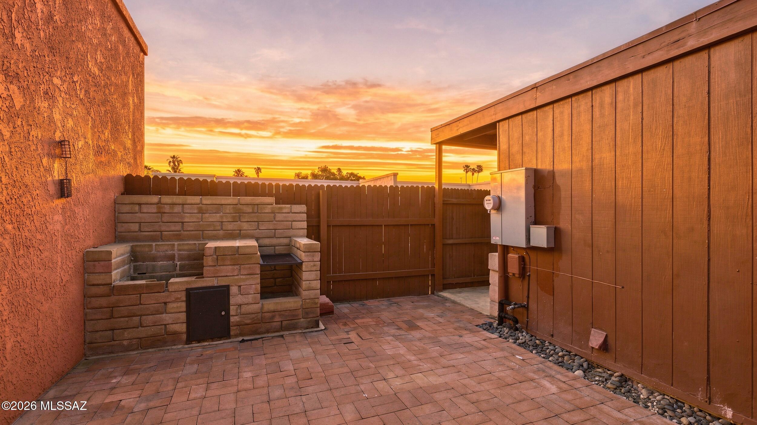 Spanish Meadows Twnhss (1-105) - Residential