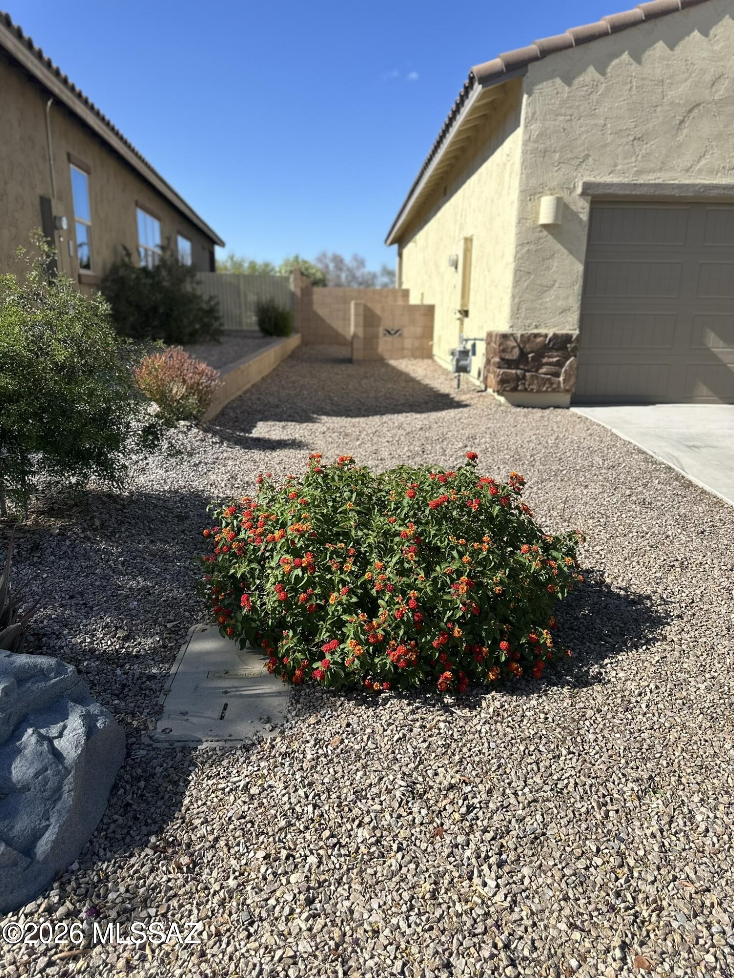 Silverbell West R-10 SQ20140800103 - Residential