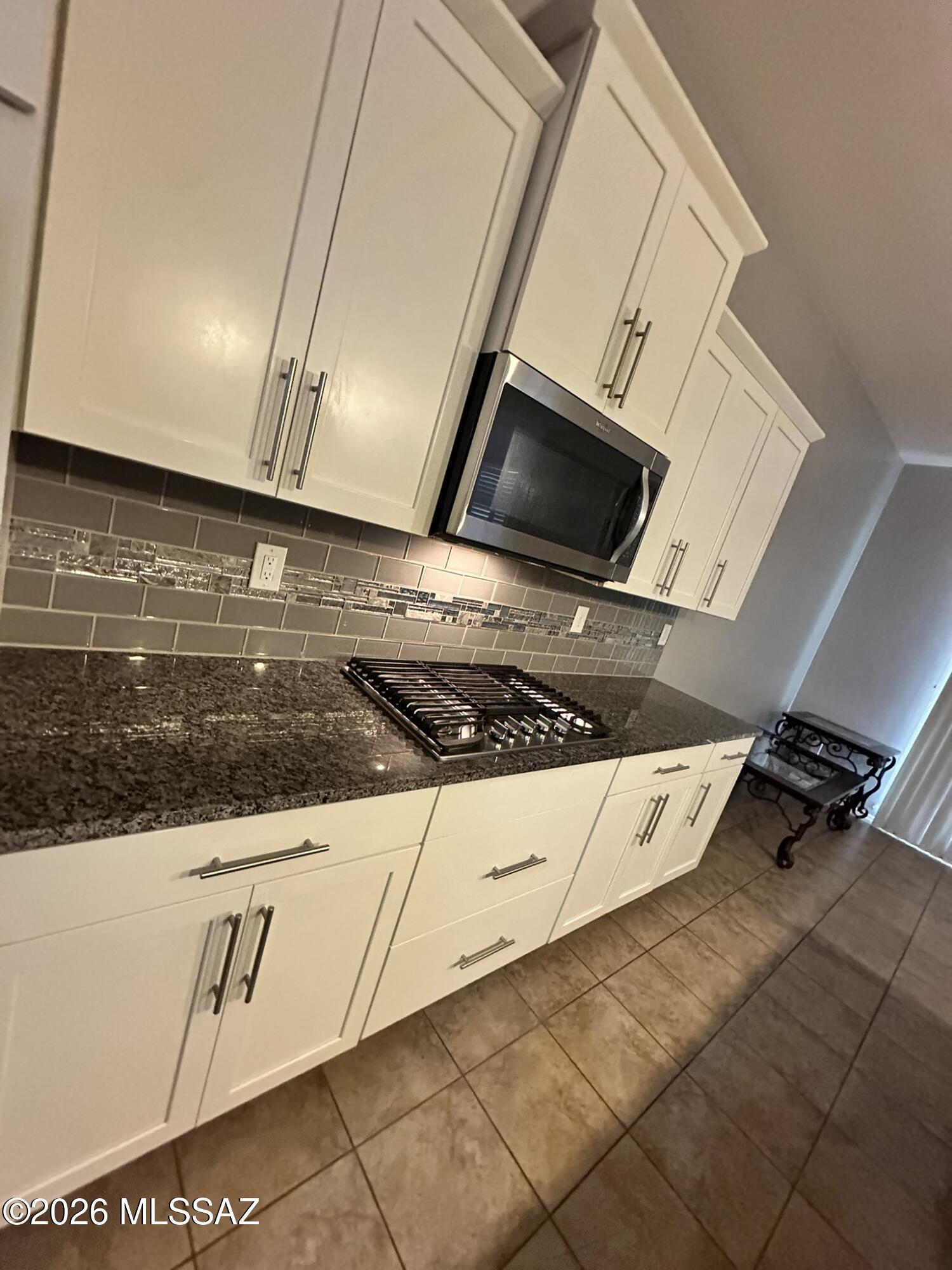 Silverbell West R-10 SQ20140800103 - Residential