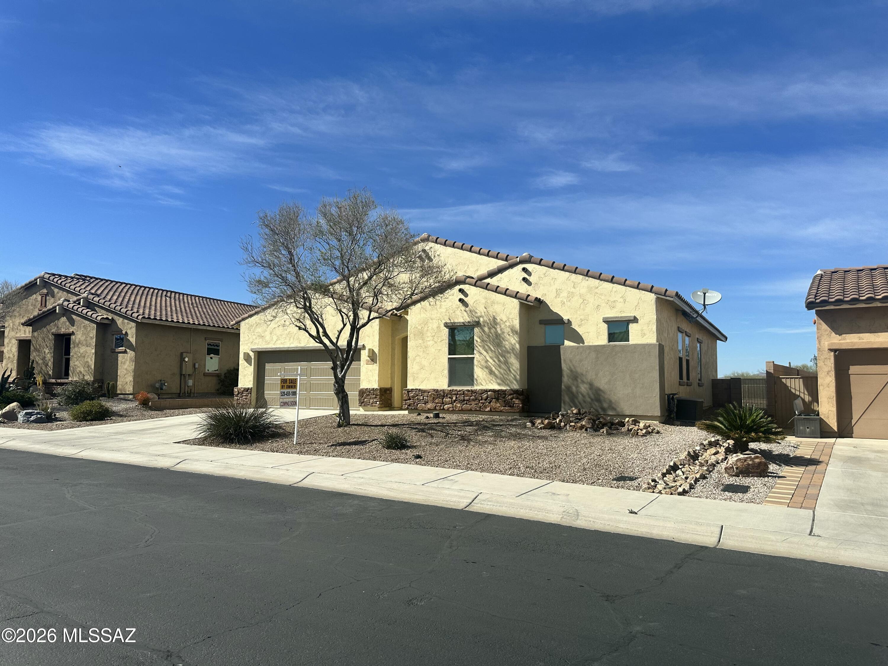 Silverbell West R-10 SQ20140800103 - Residential