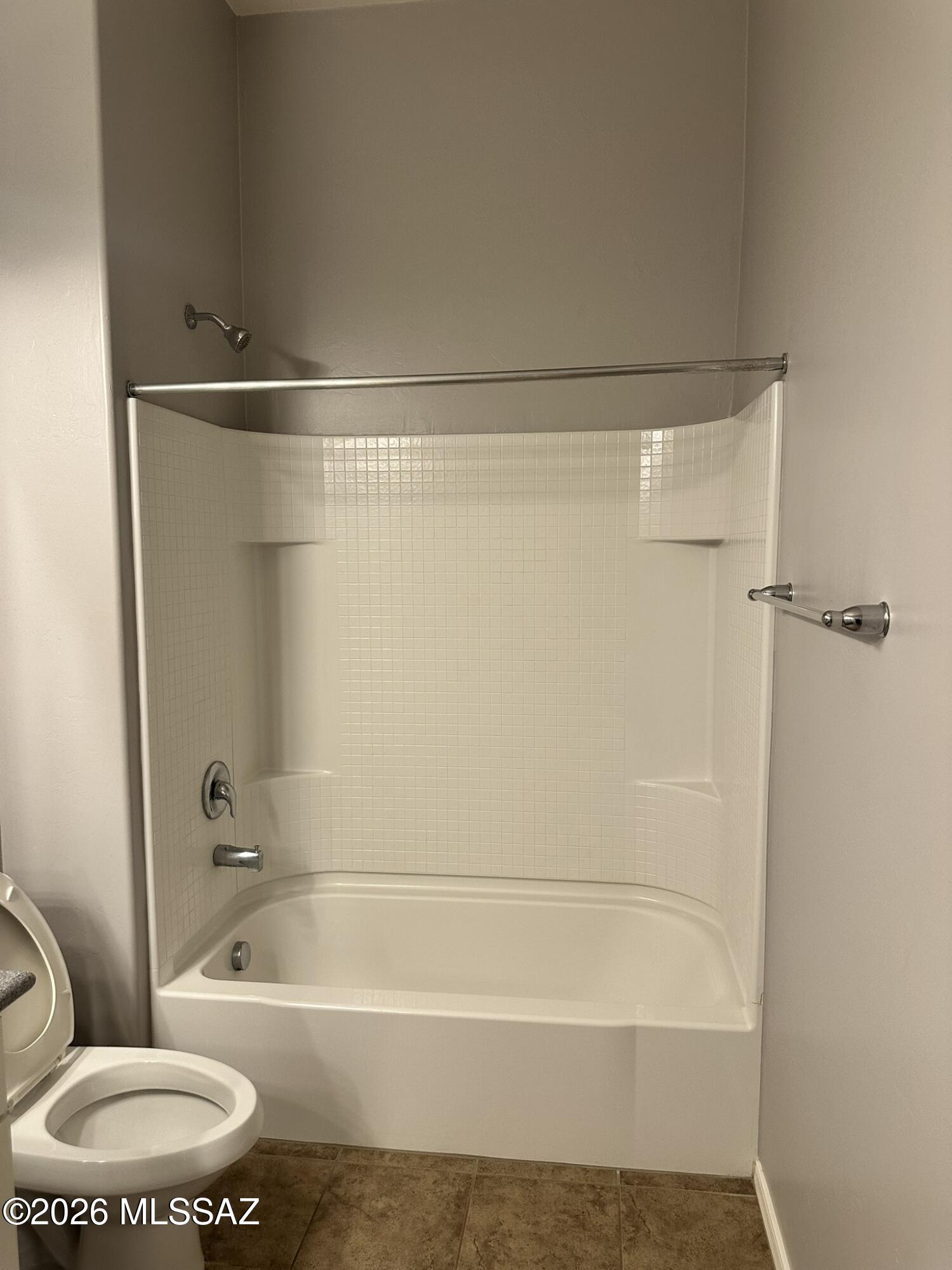 Silverbell West R-10 SQ20140800103 - Residential