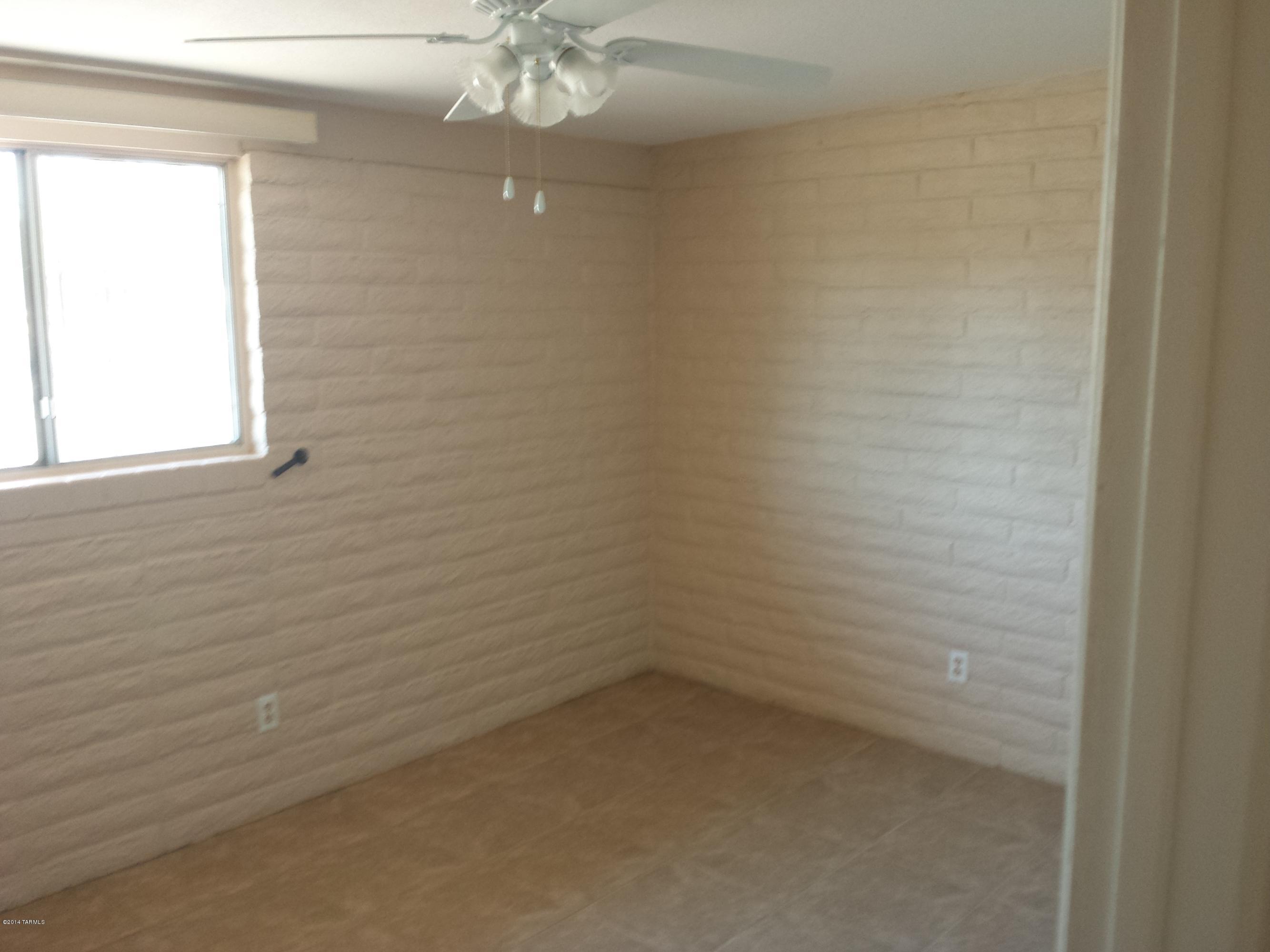 Carson Park (1-65) - Residential Lease