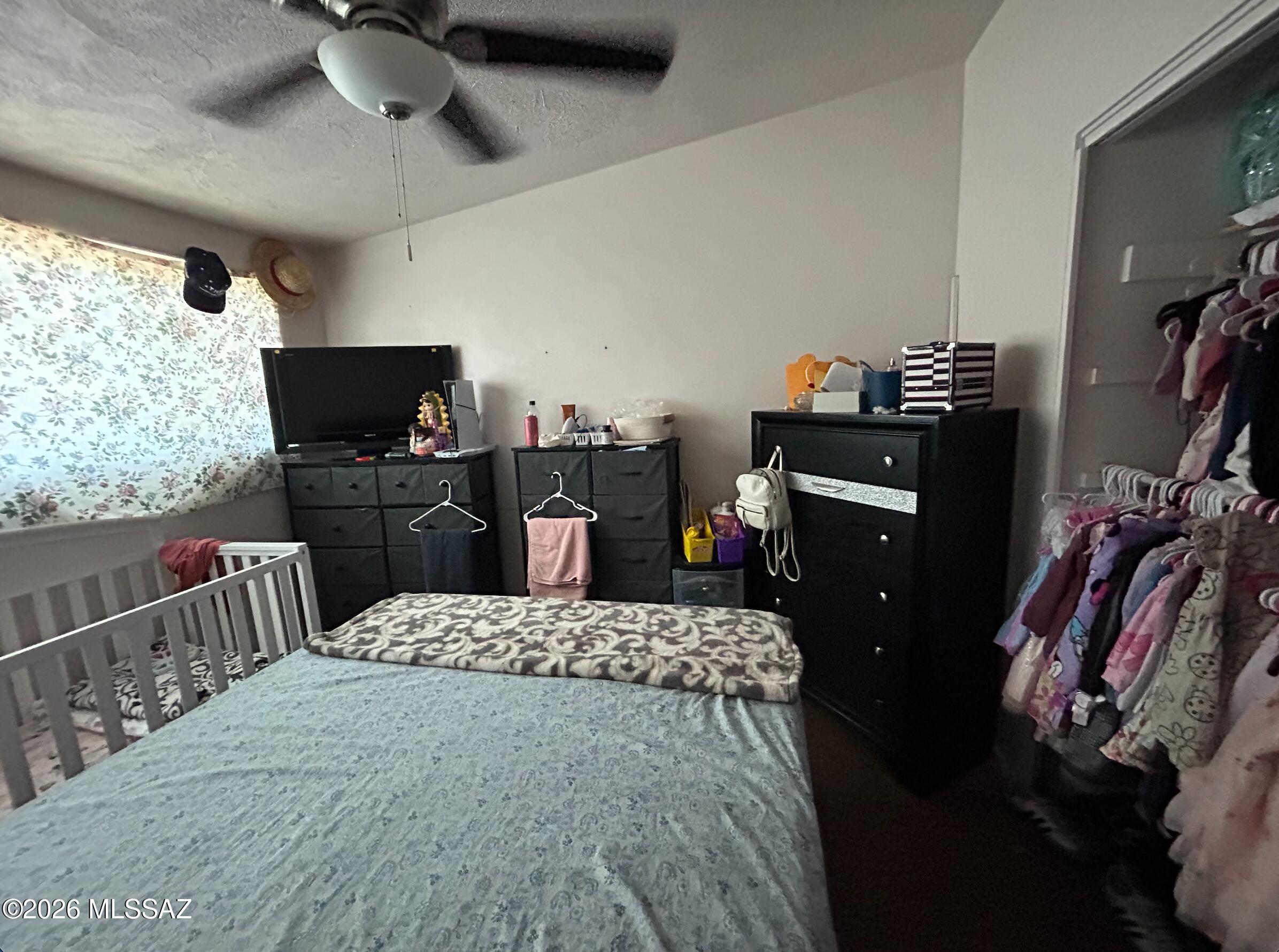 Mission Manor - Residential