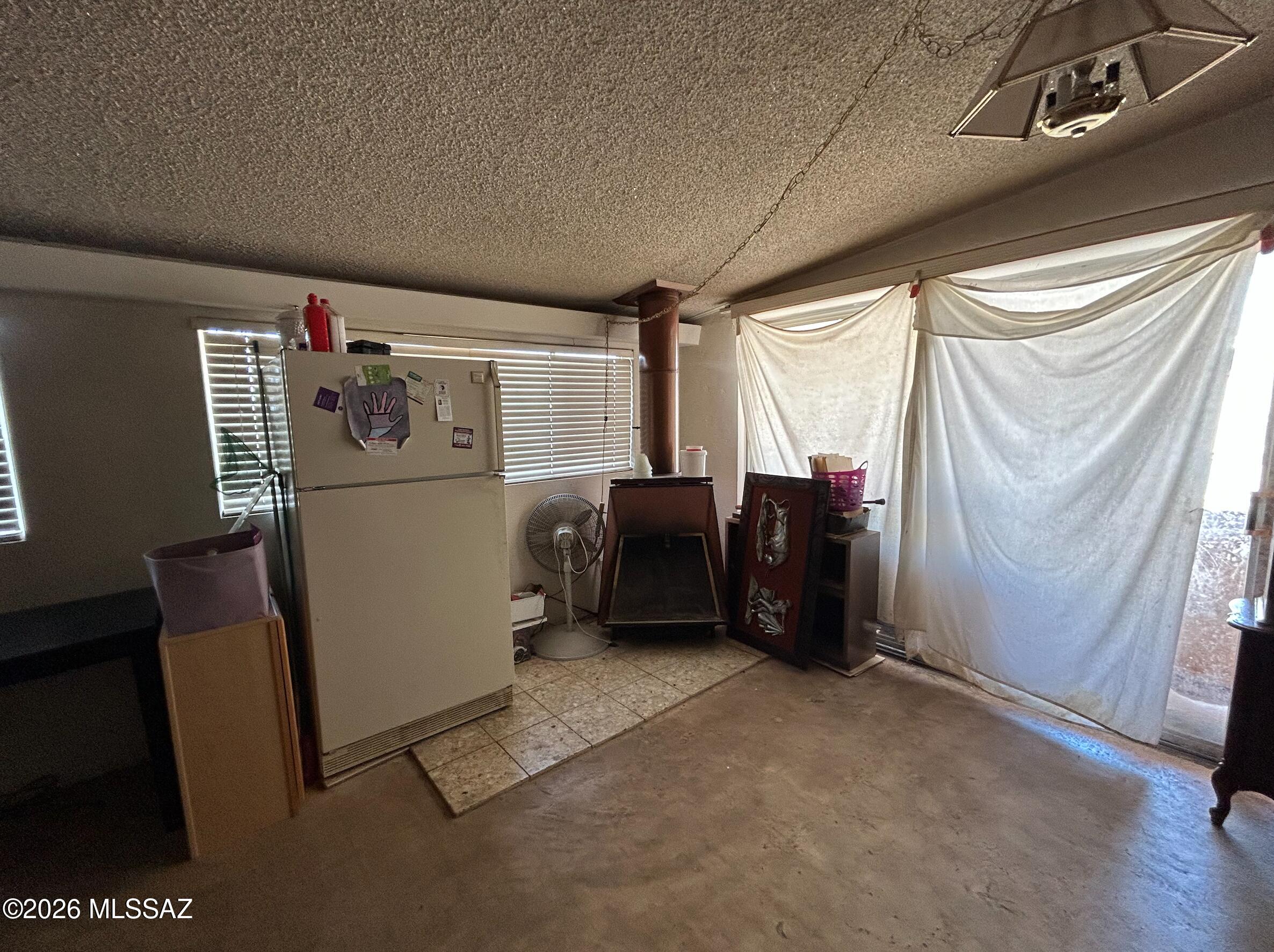 Mission Manor - Residential
