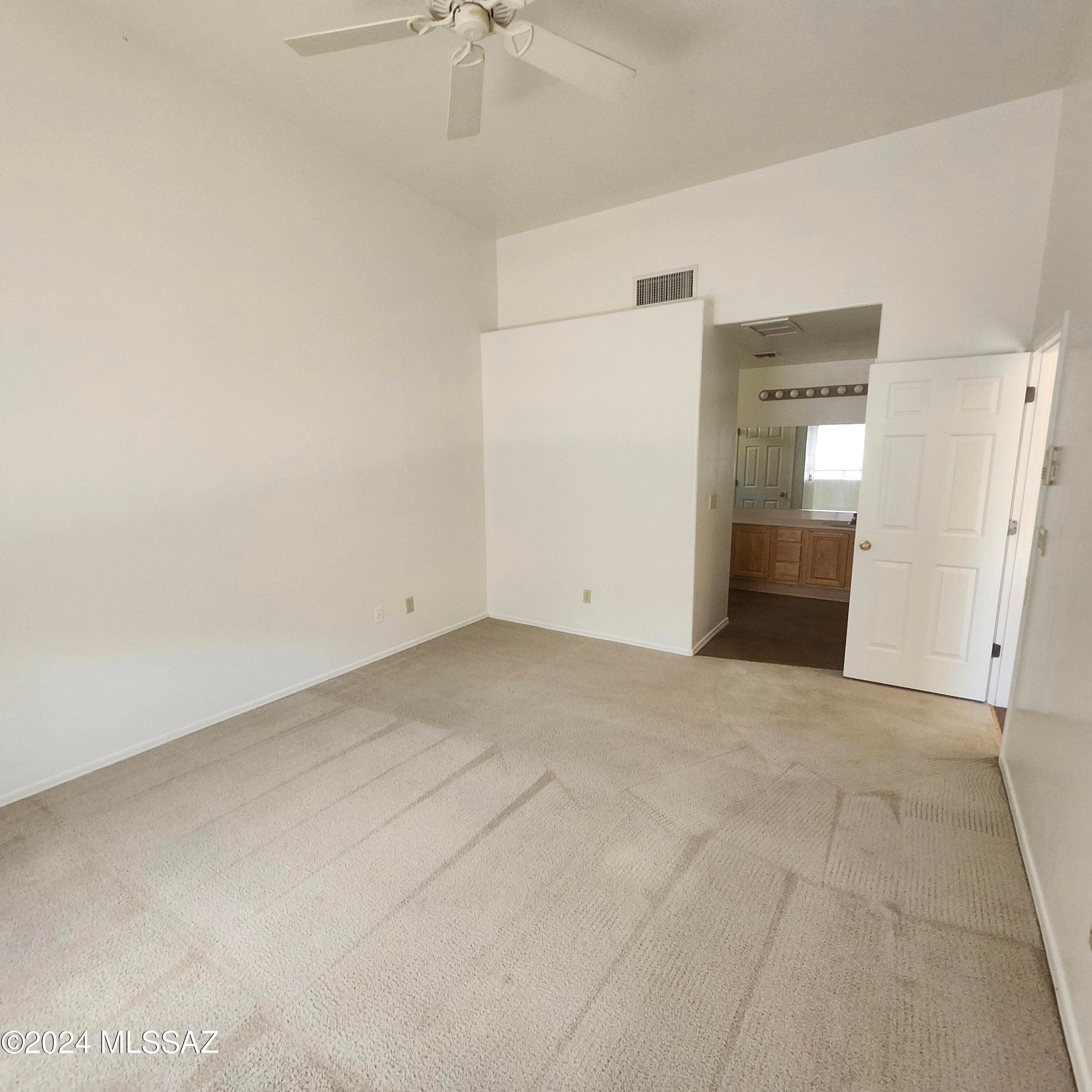 Barrio Centro (1-84) - Residential Lease
