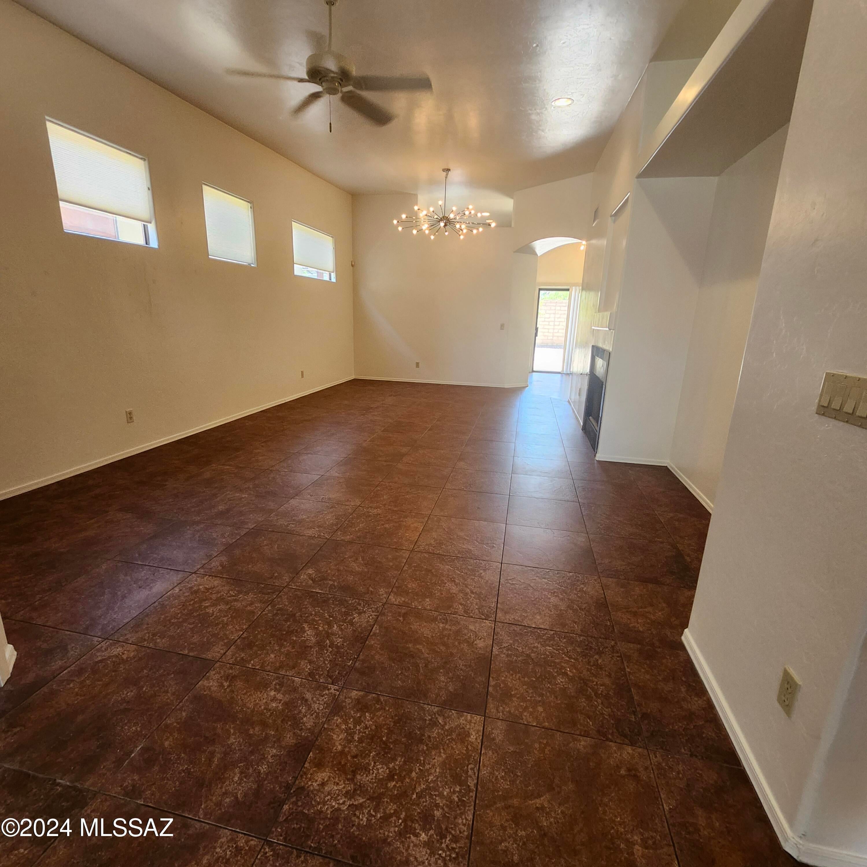 Barrio Centro (1-84) - Residential Lease