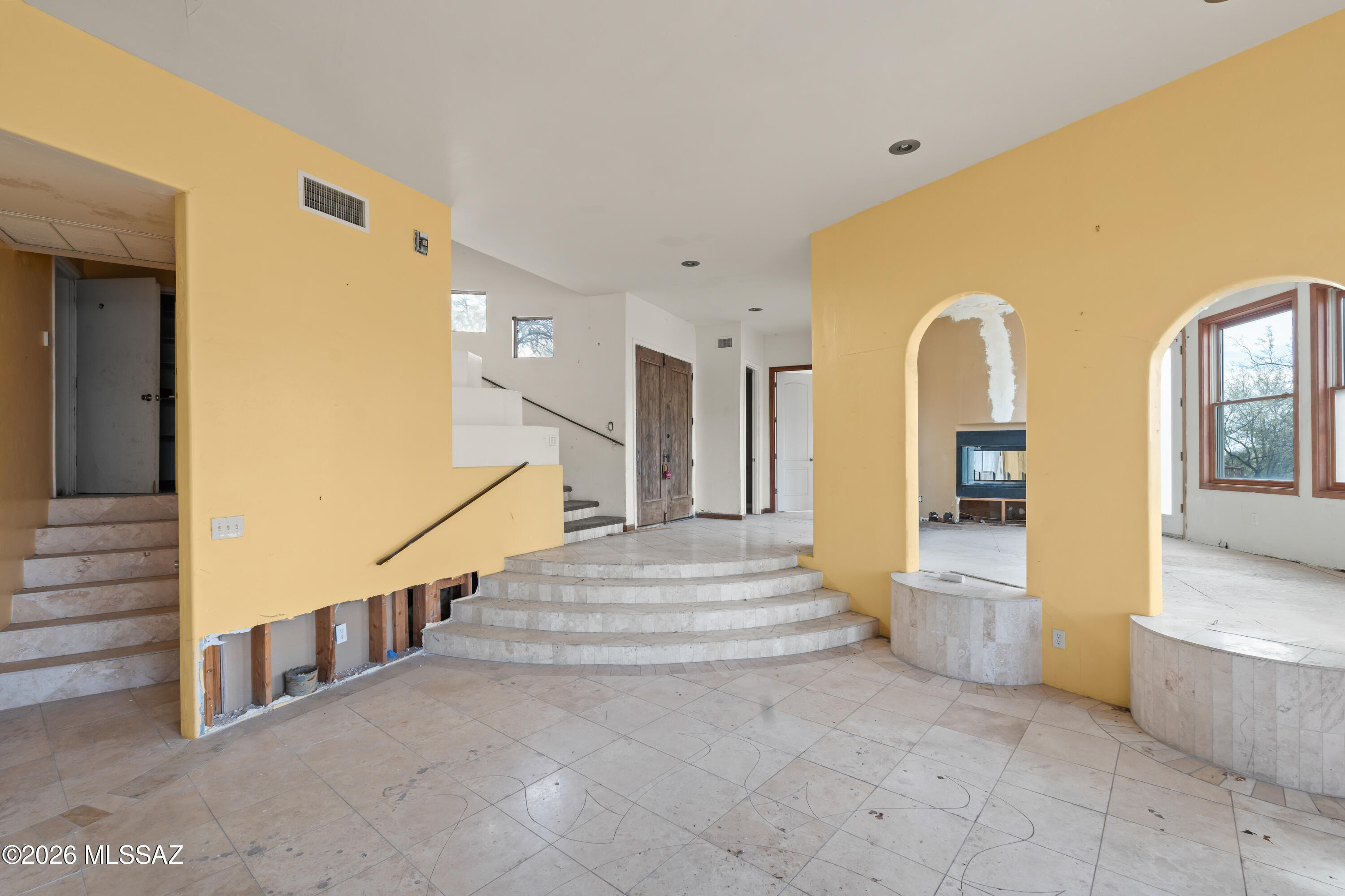 Las Alturas (1-167) - Residential