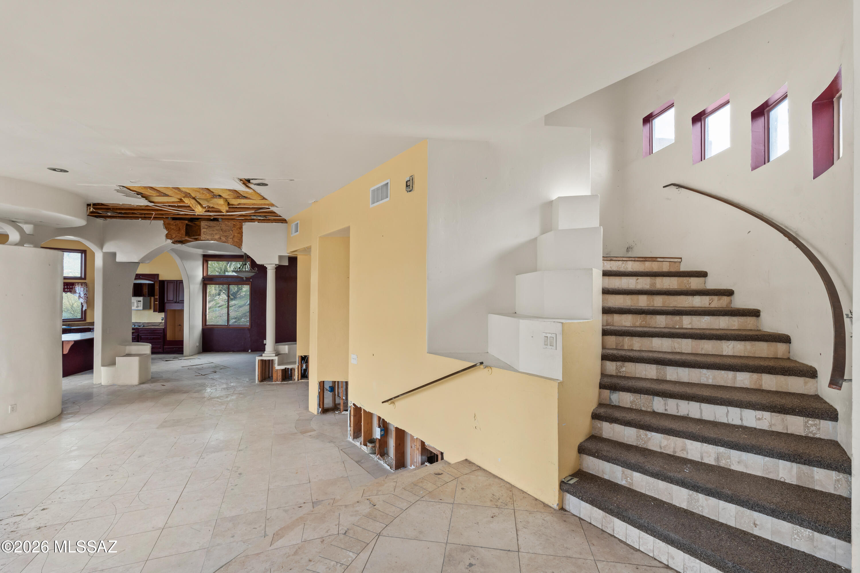 Las Alturas (1-167) - Residential