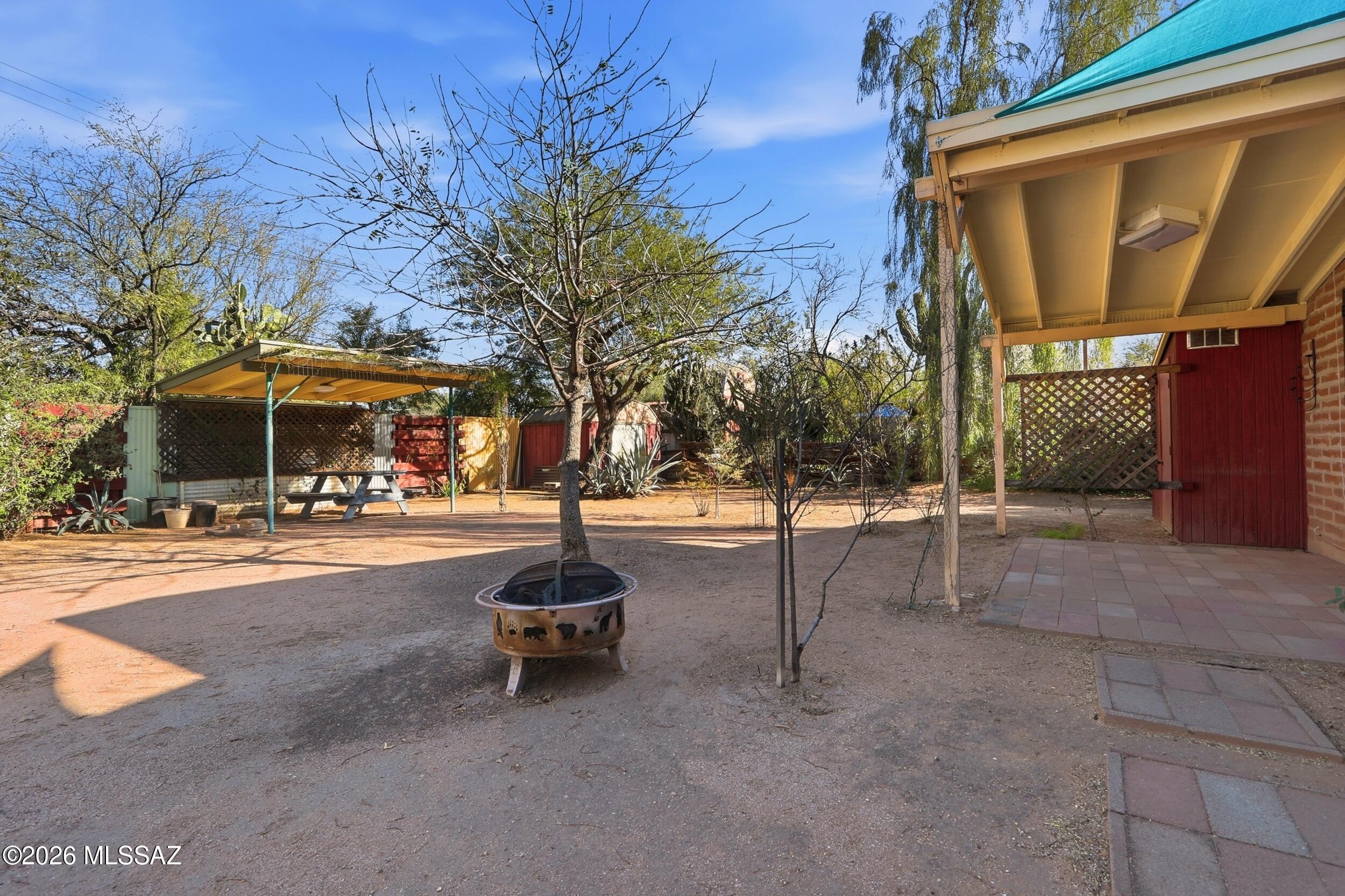Campbell Ave. Acres - Residential