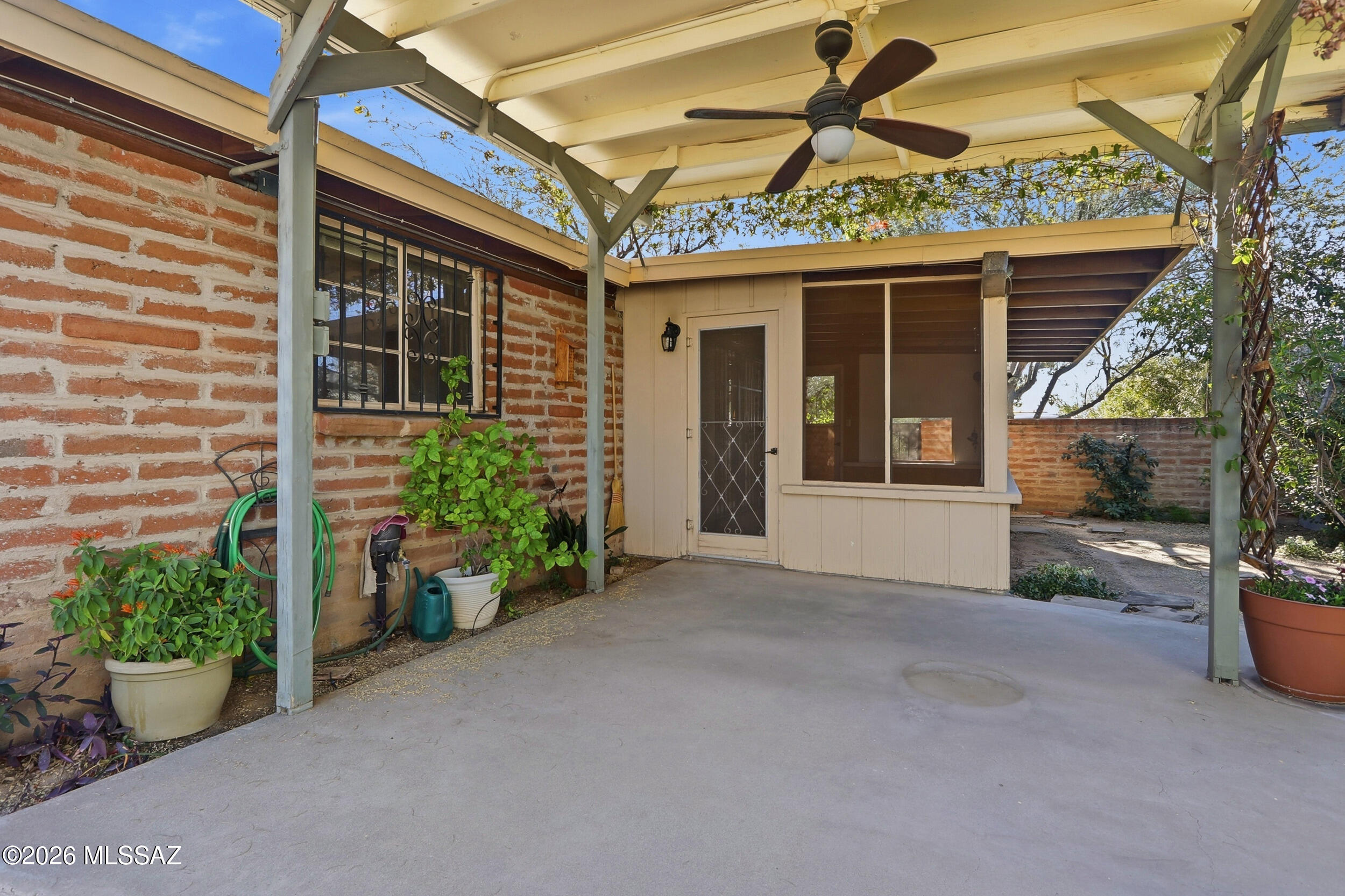 Campbell Ave. Acres - Residential