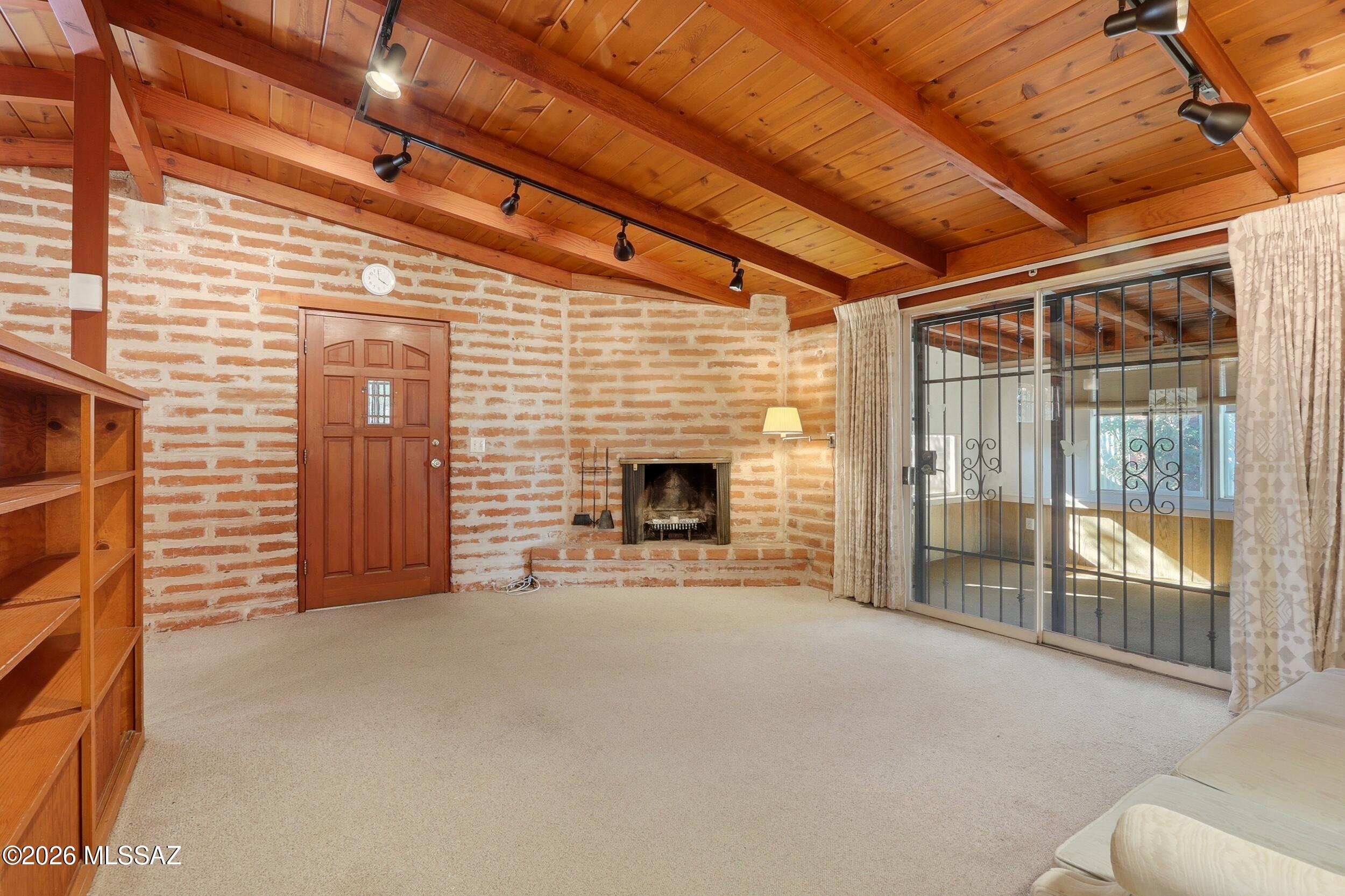Campbell Ave. Acres - Residential