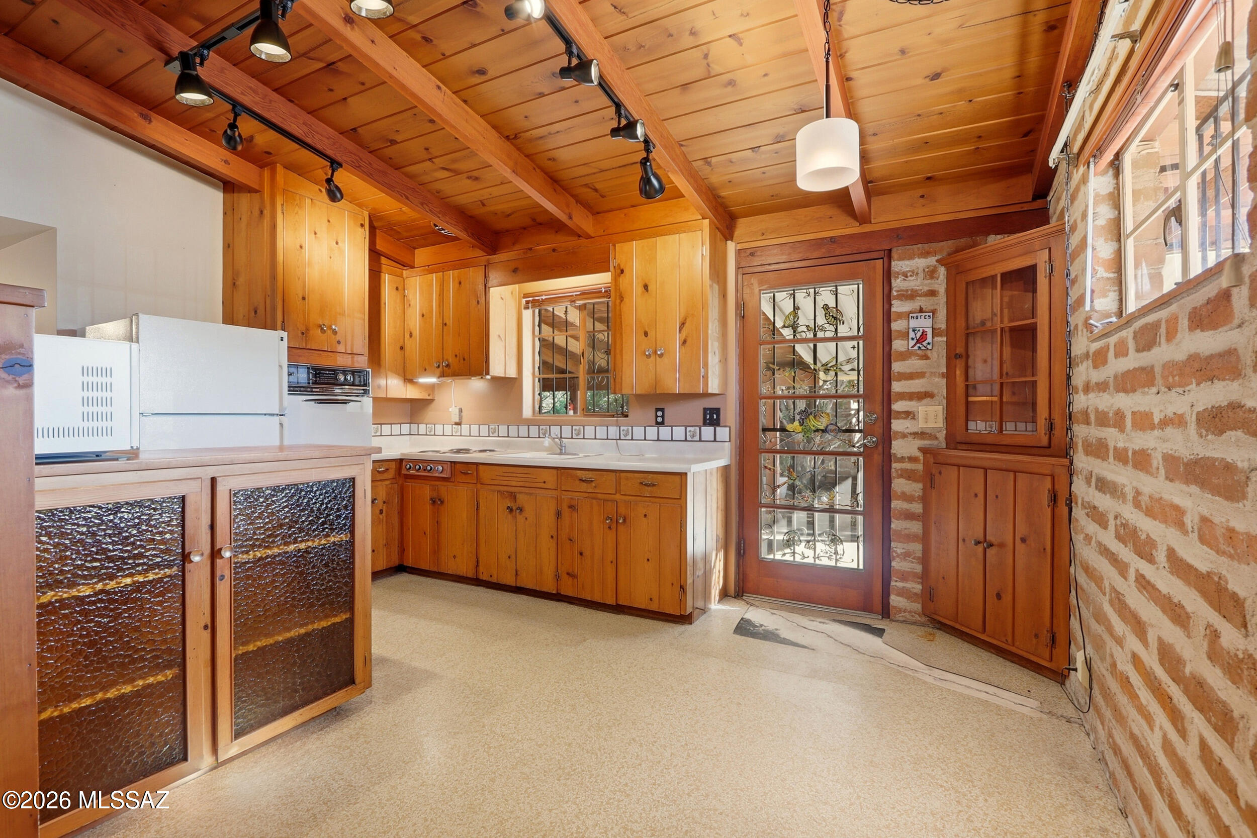 Campbell Ave. Acres - Residential