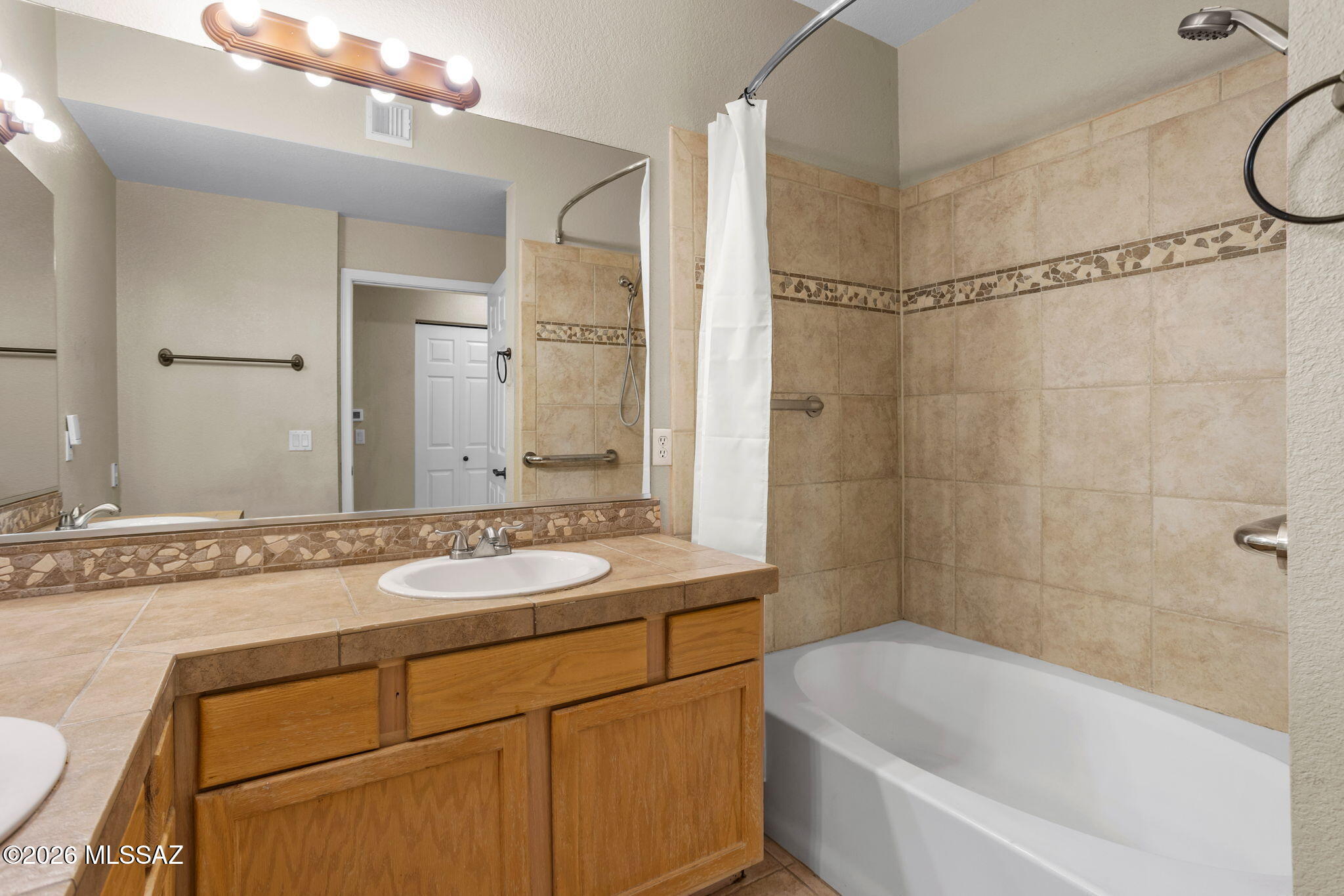 The Boulders at La Reserve Condominiums - Residential