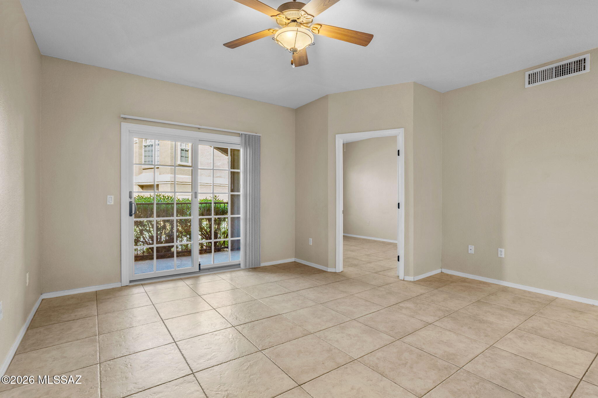 The Boulders at La Reserve Condominiums - Residential