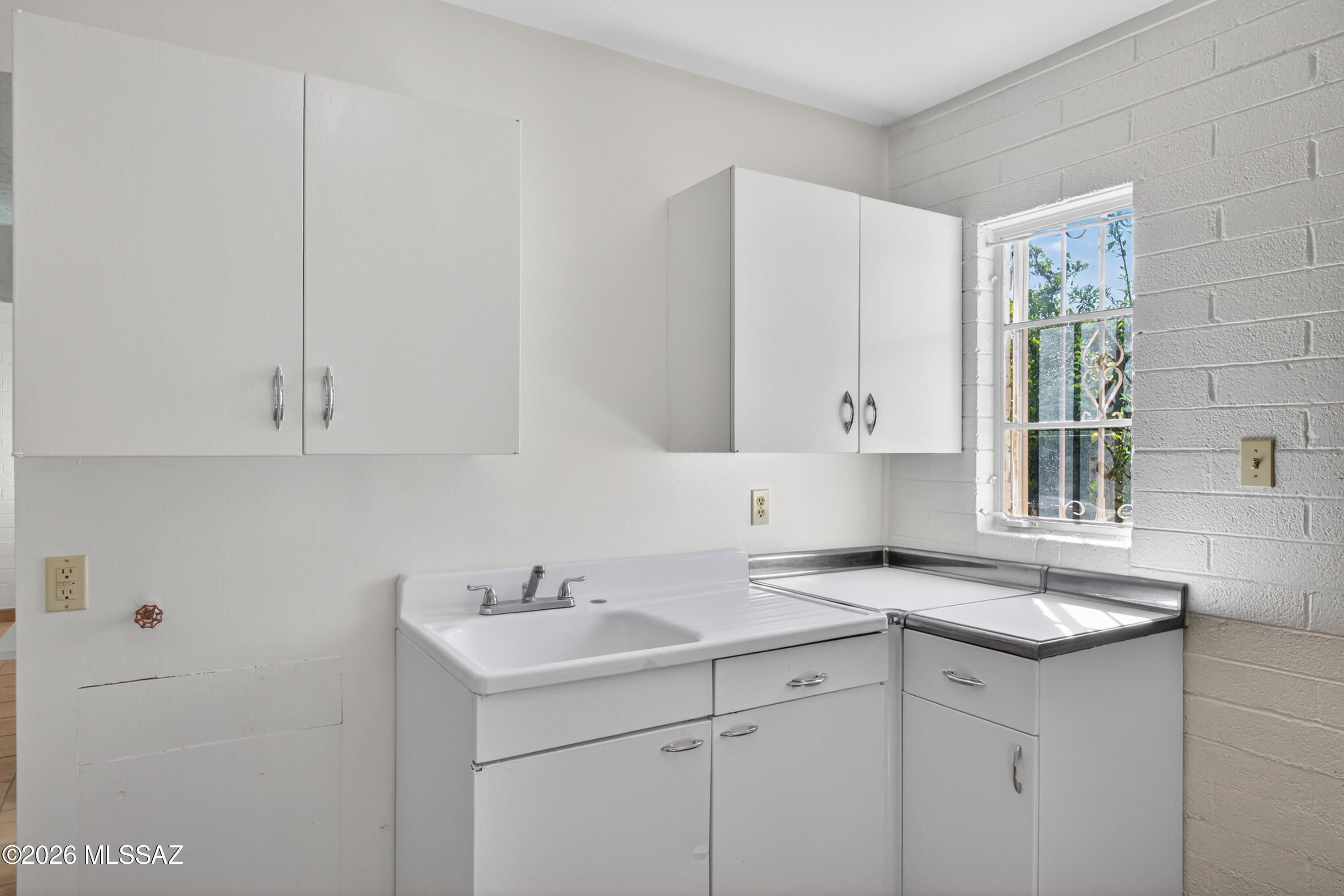 Western Hills Addition NO. 1 - Residential Income