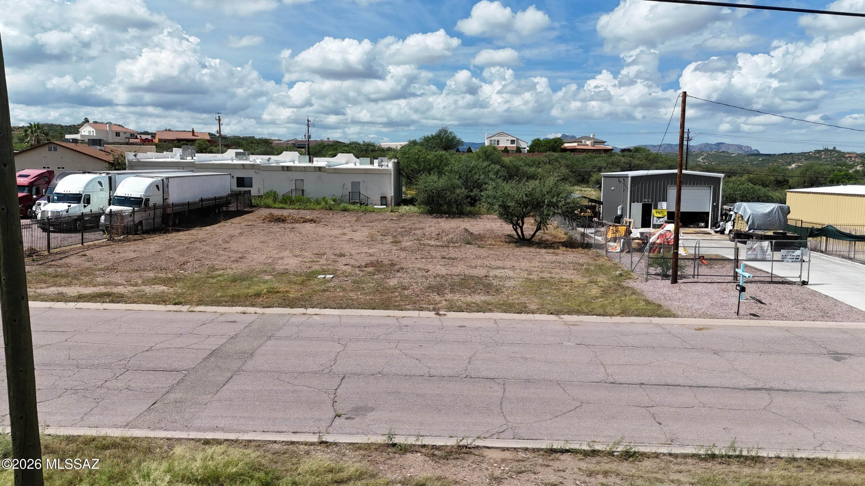 Commercial lot for sale! 
Lots 1150 & 1148 Circulo Mercado adjacent for sale.
