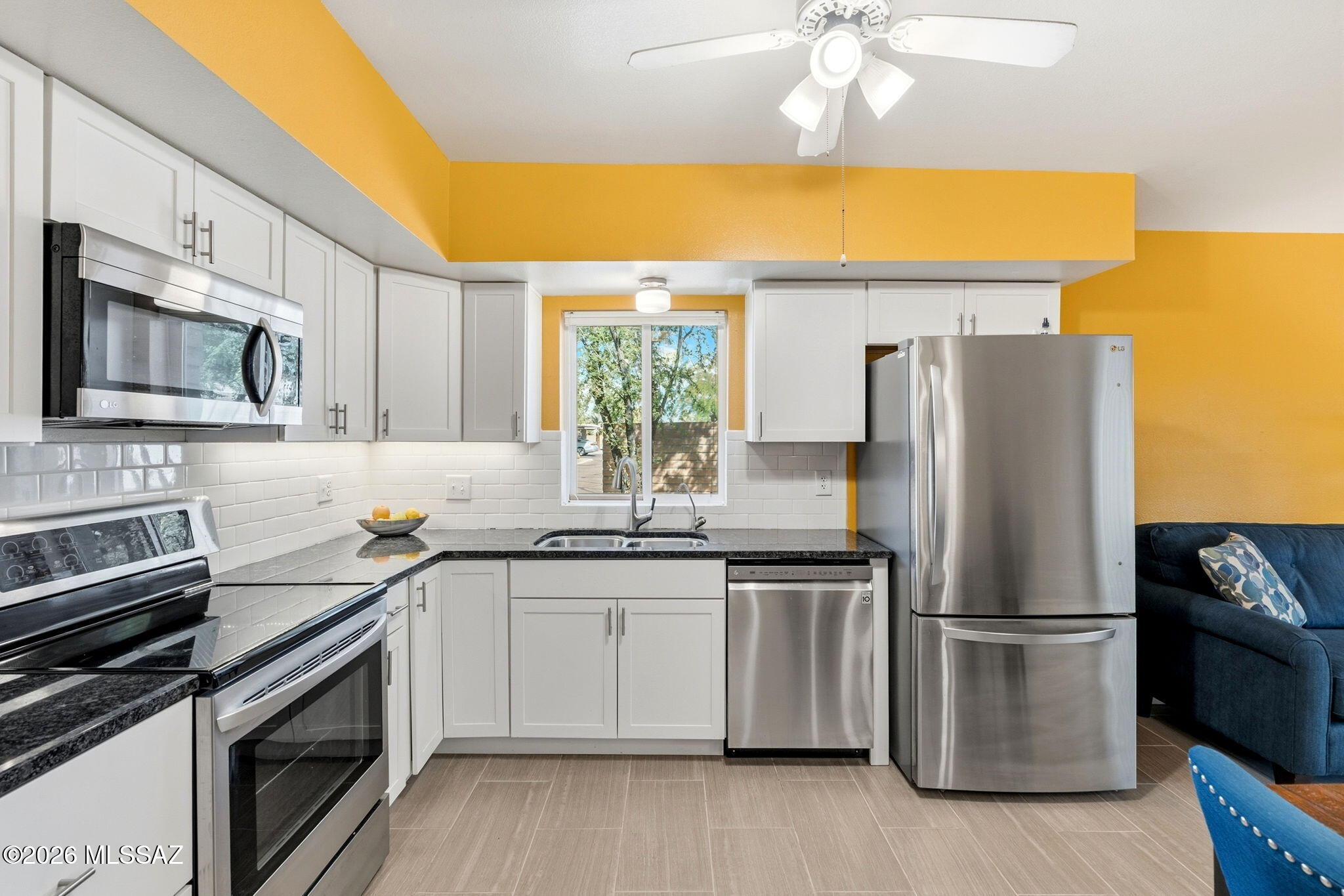 Pantano Park Townhouses - Residential