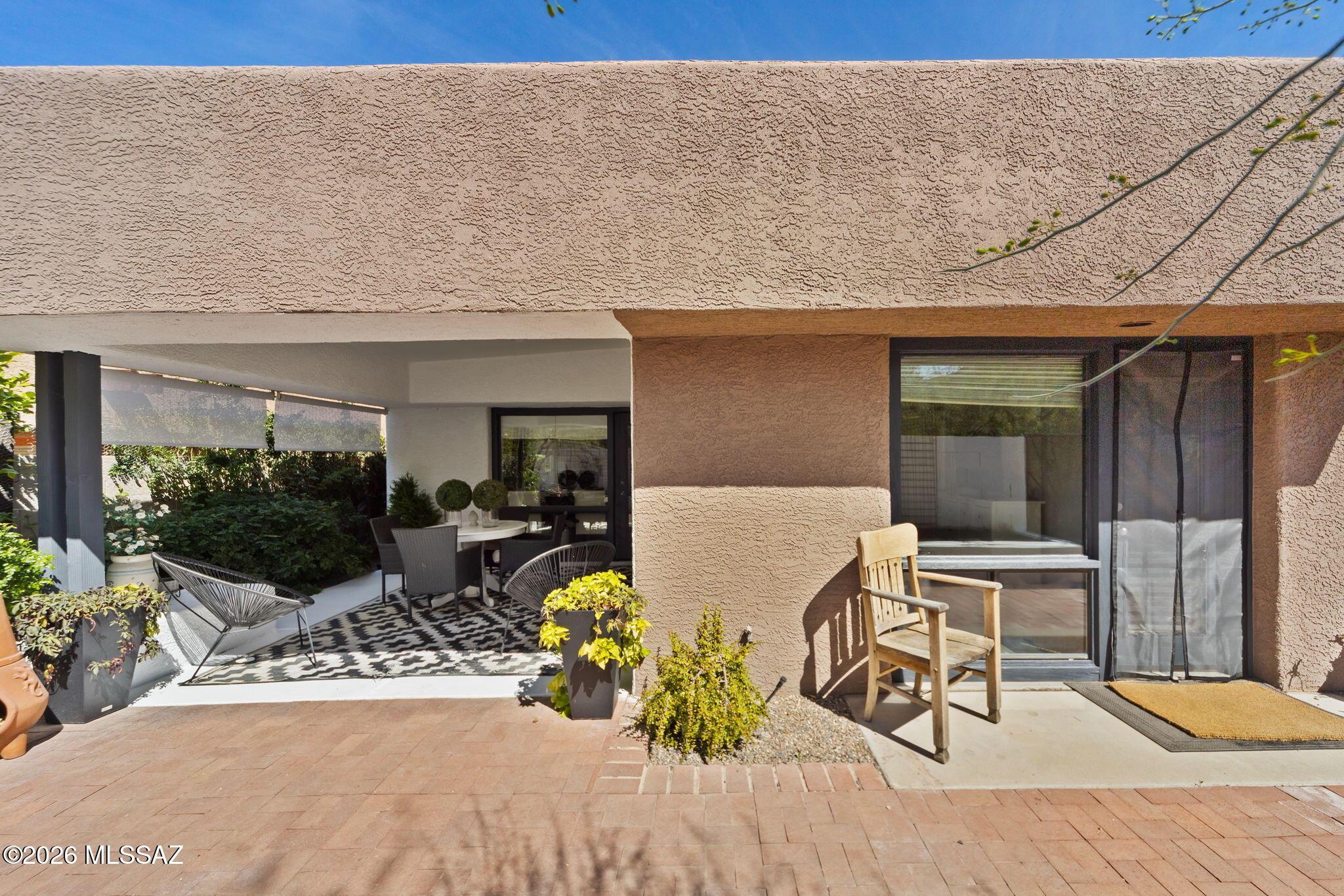 Broadway Court (1-29) - Residential