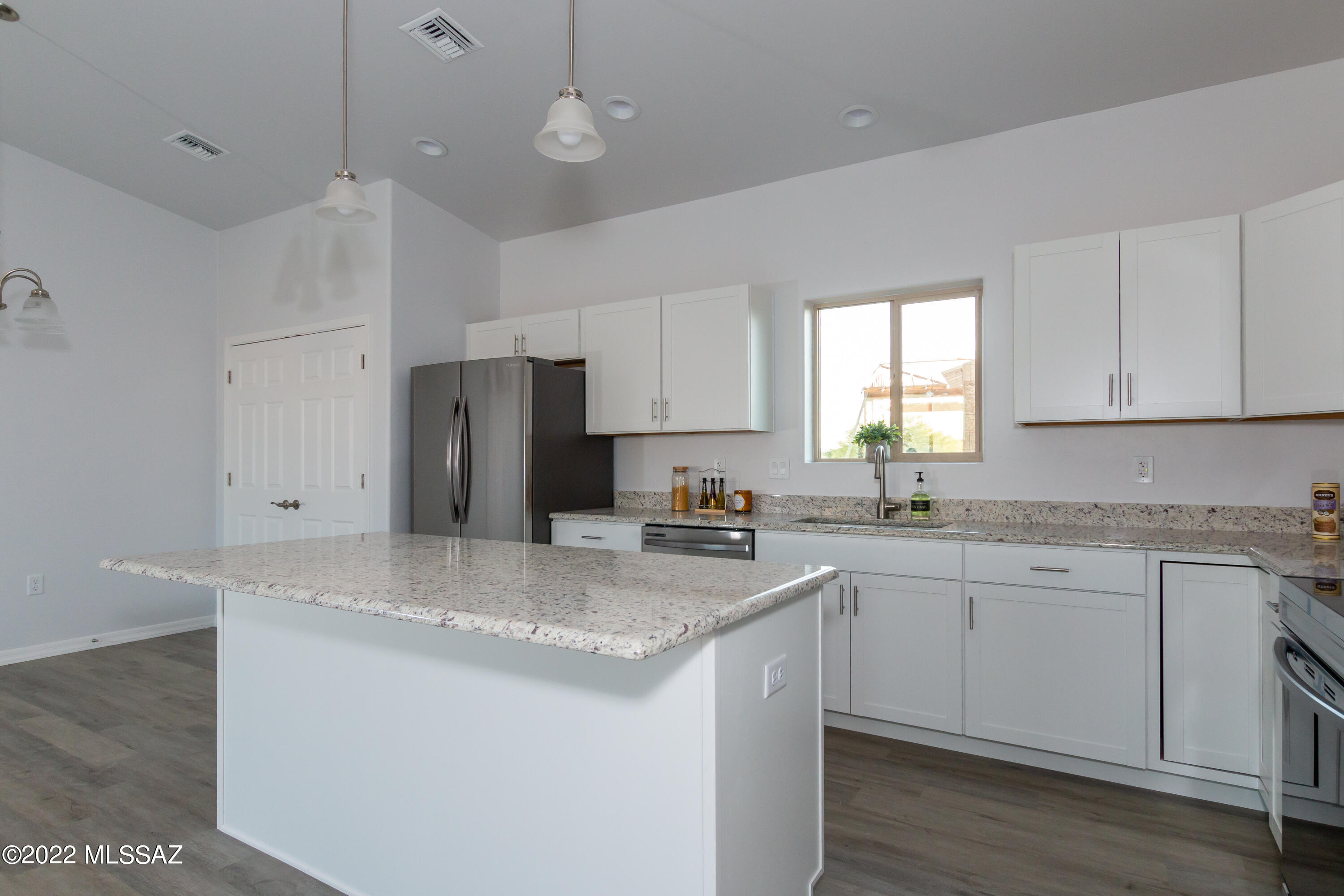 Unsubdivided - Residential Lease