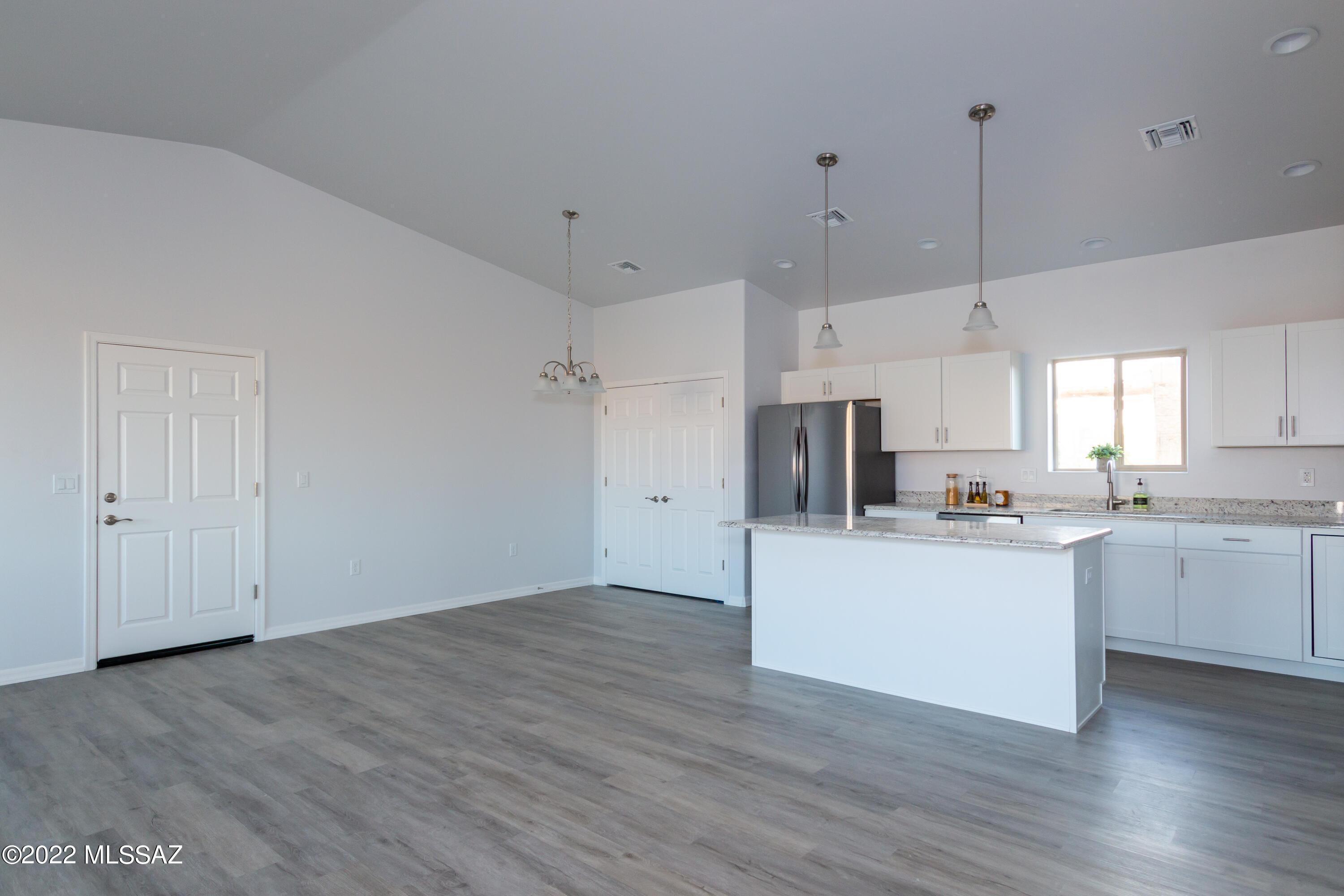 Unsubdivided - Residential Lease