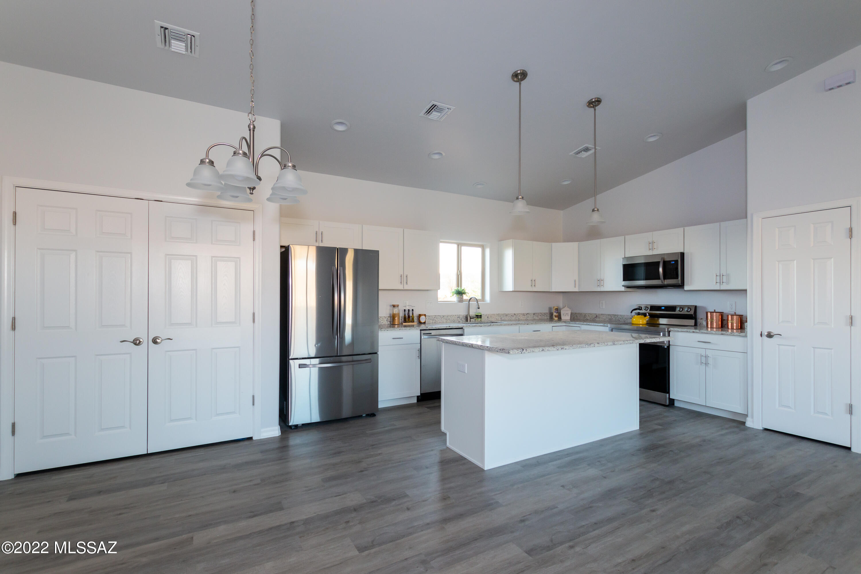 Unsubdivided - Residential Lease