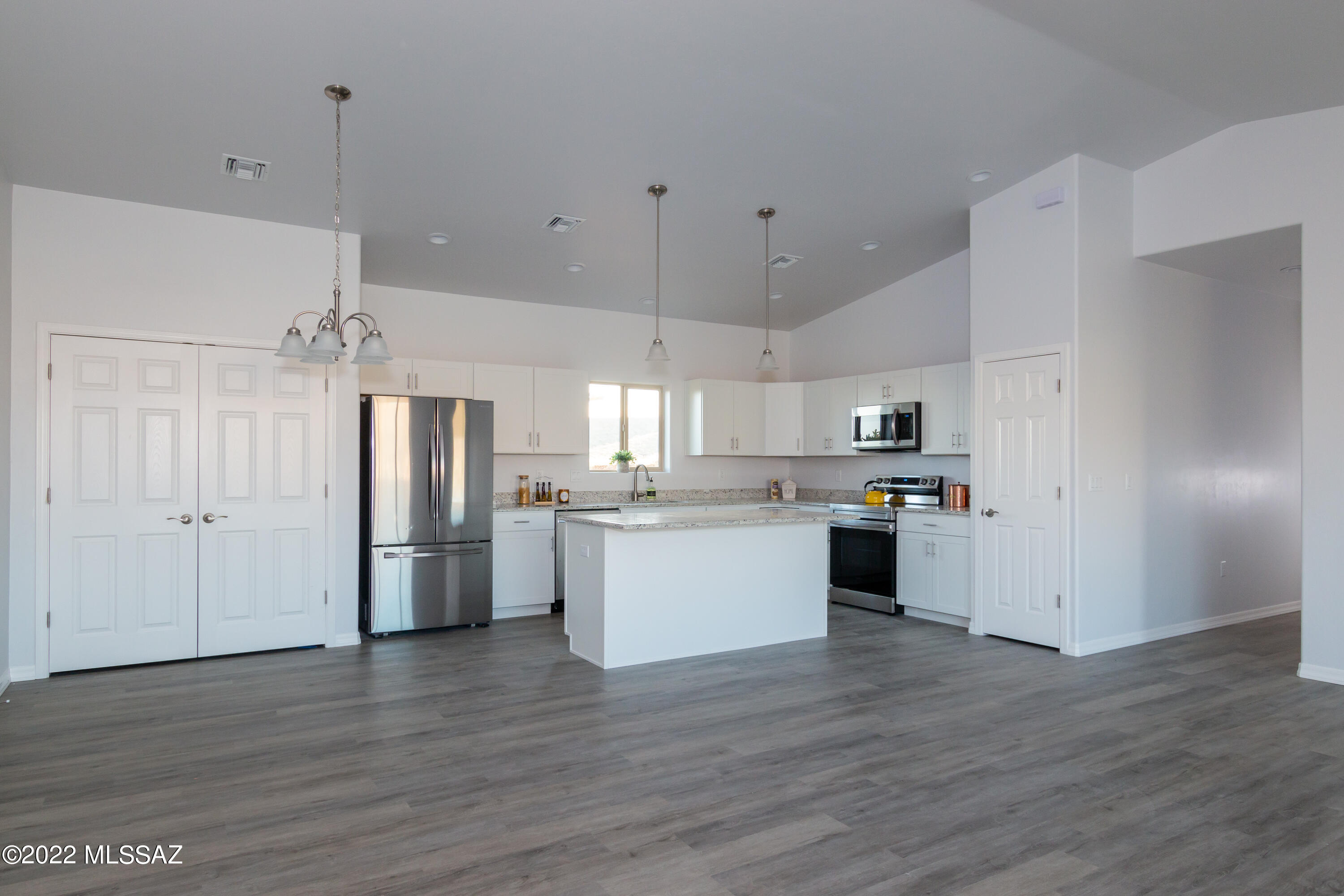 Unsubdivided - Residential Lease