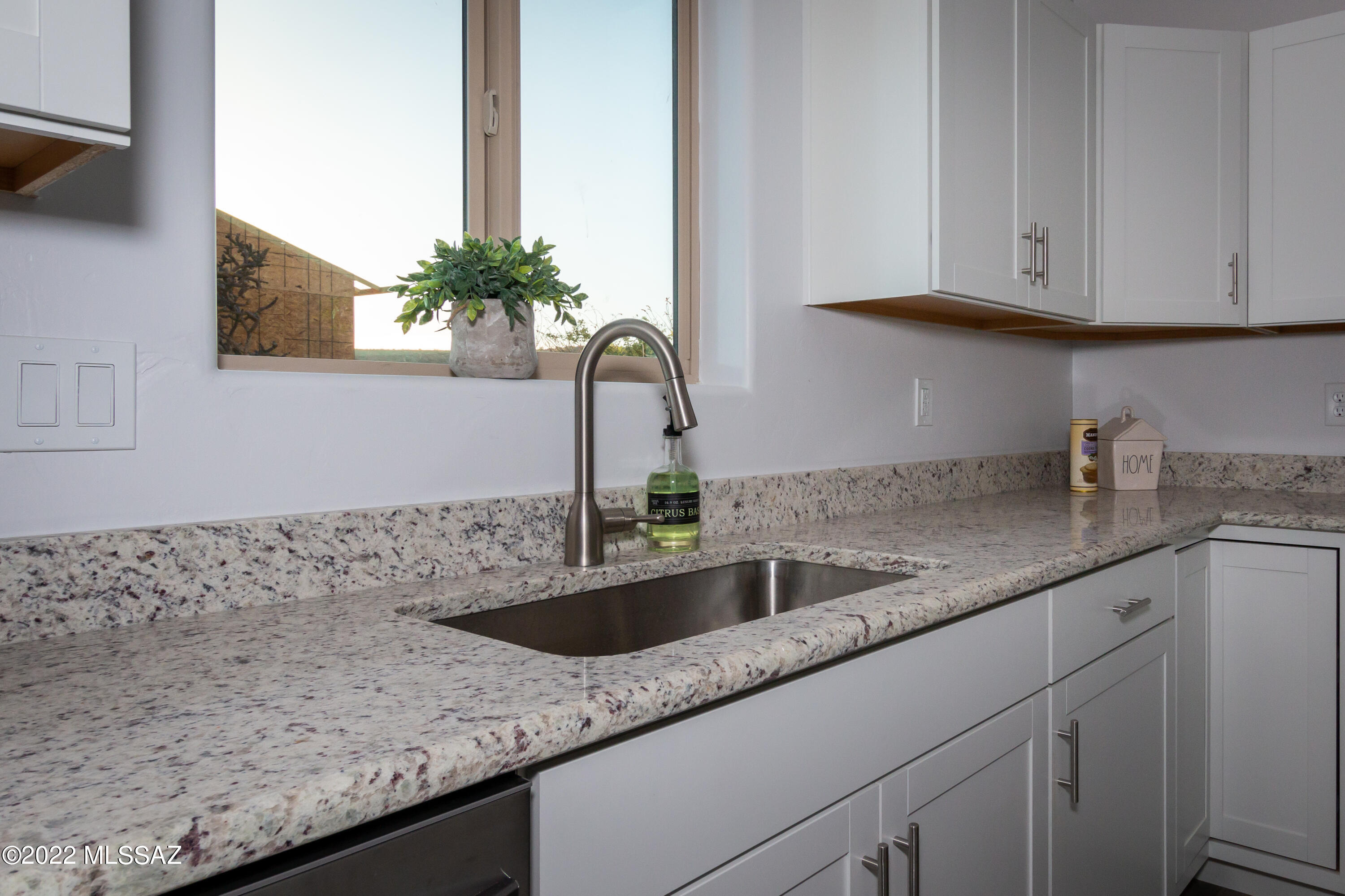 Unsubdivided - Residential Lease