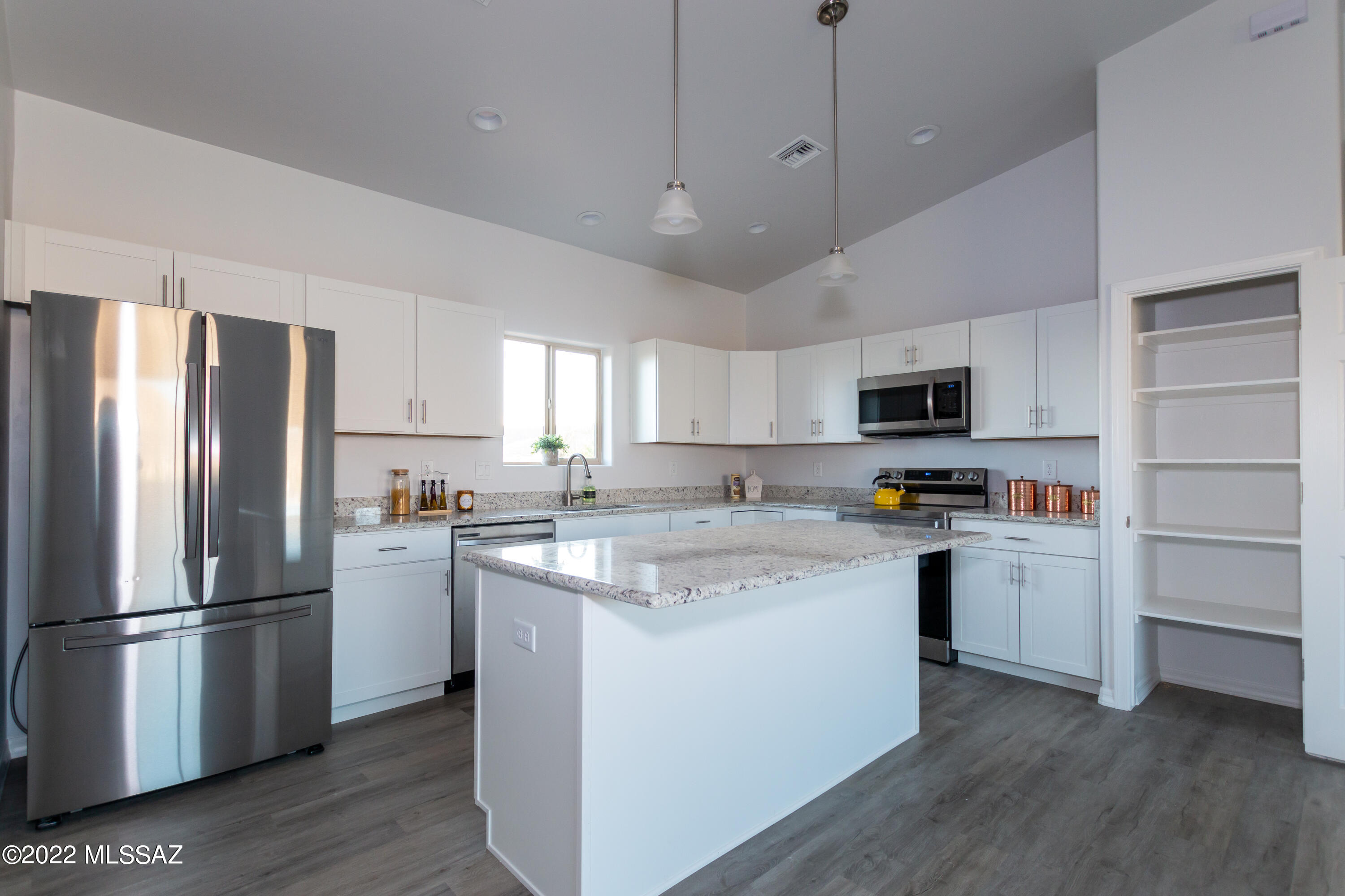 Unsubdivided - Residential Lease