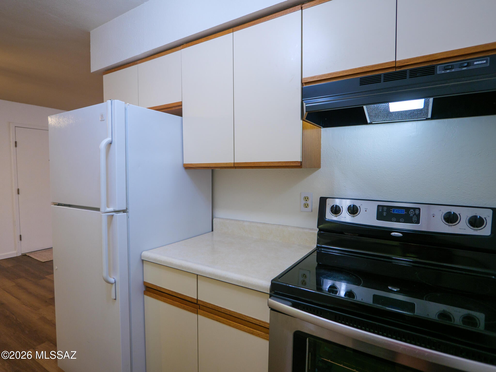Barcelona Manor Condominiums - Residential Lease
