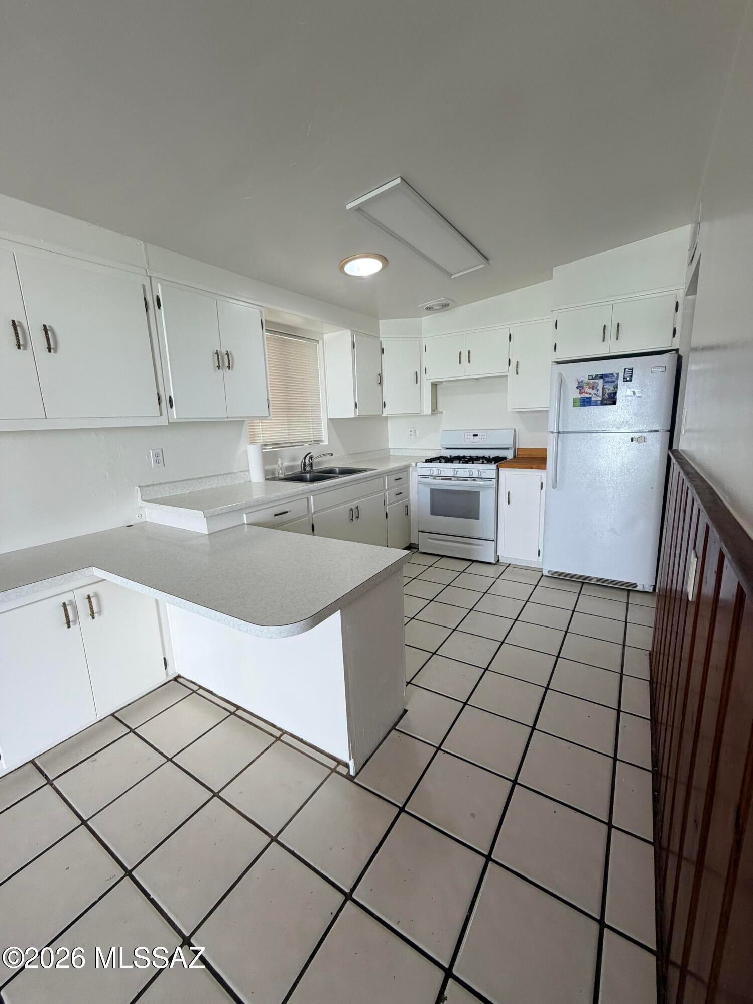 Terra Del Sol - Residential Lease