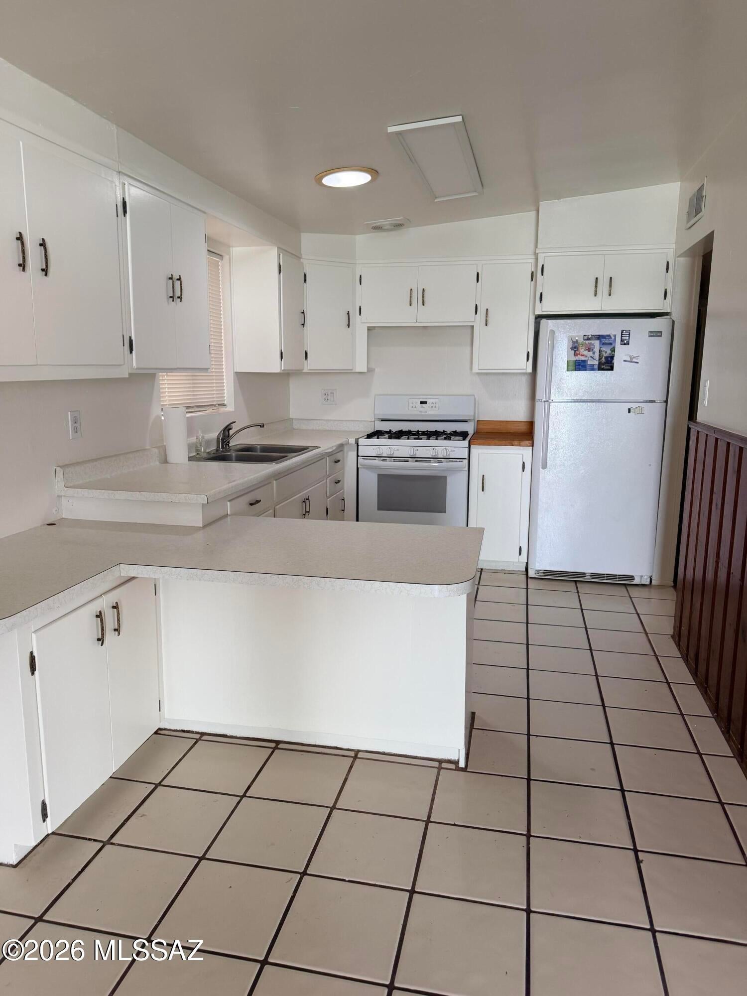 Terra Del Sol - Residential Lease
