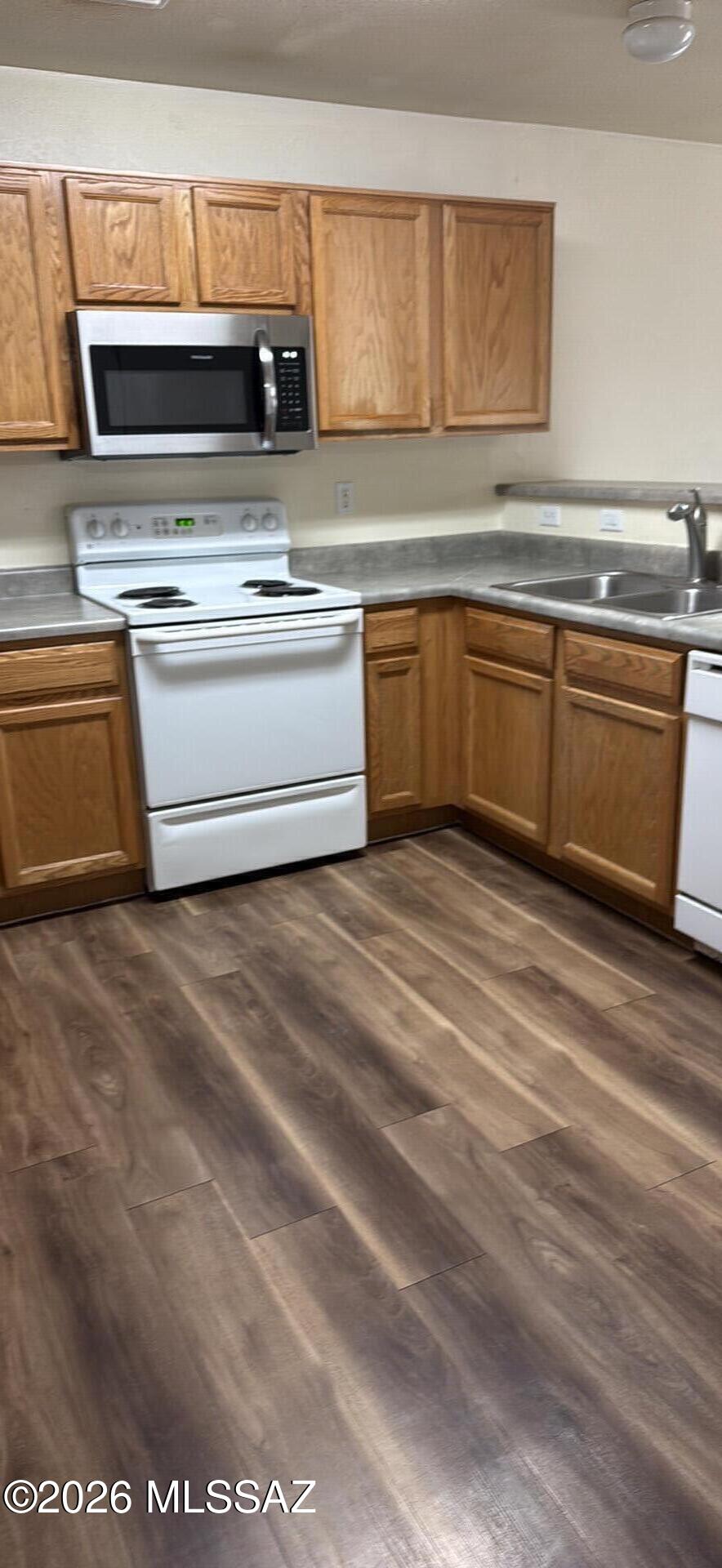 La Cholla - Residential Lease