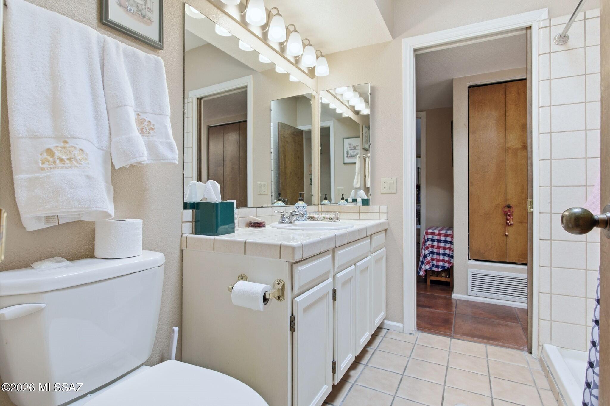 El Dorado Townhomes - Residential