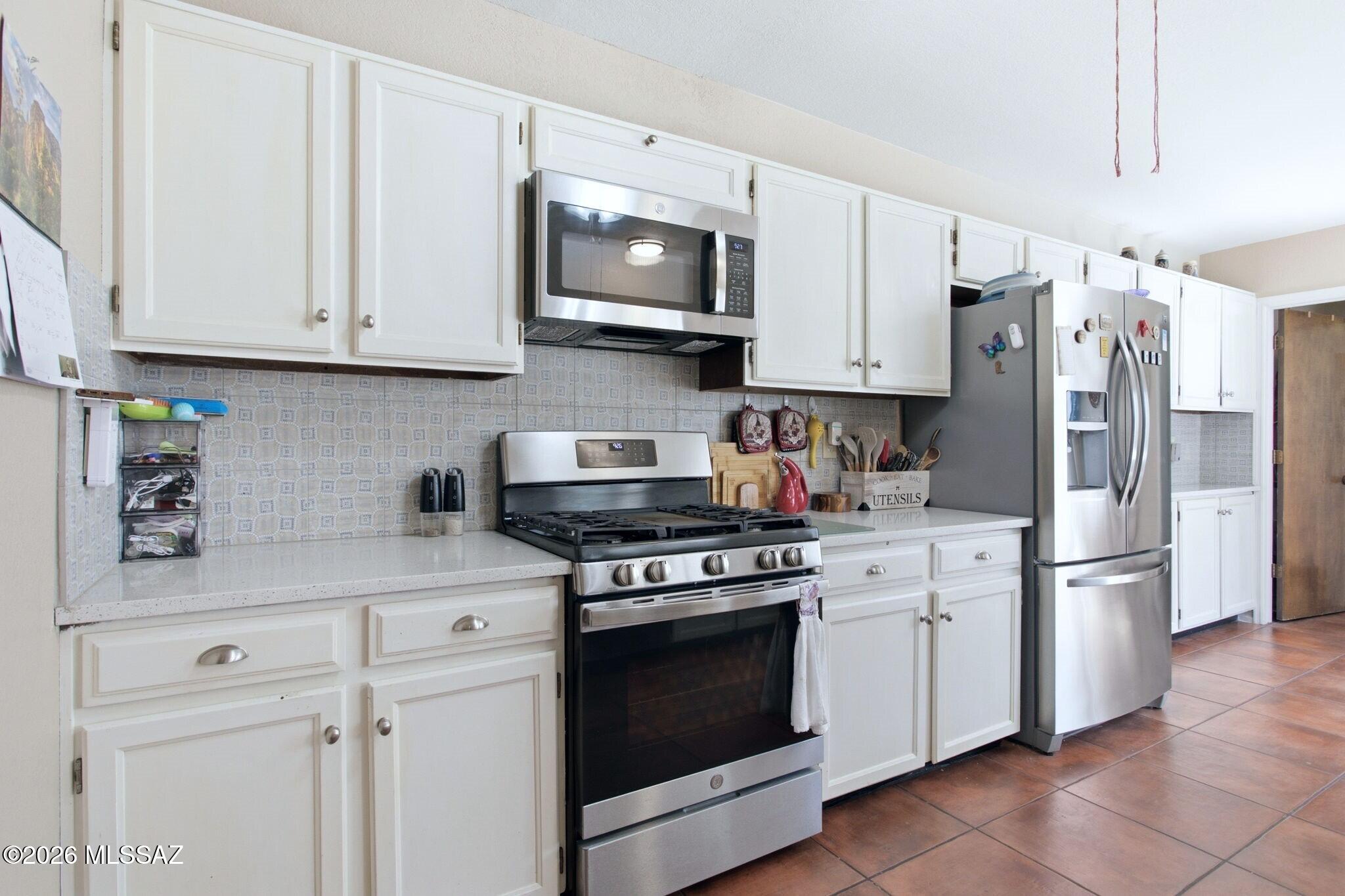 El Dorado Townhomes - Residential