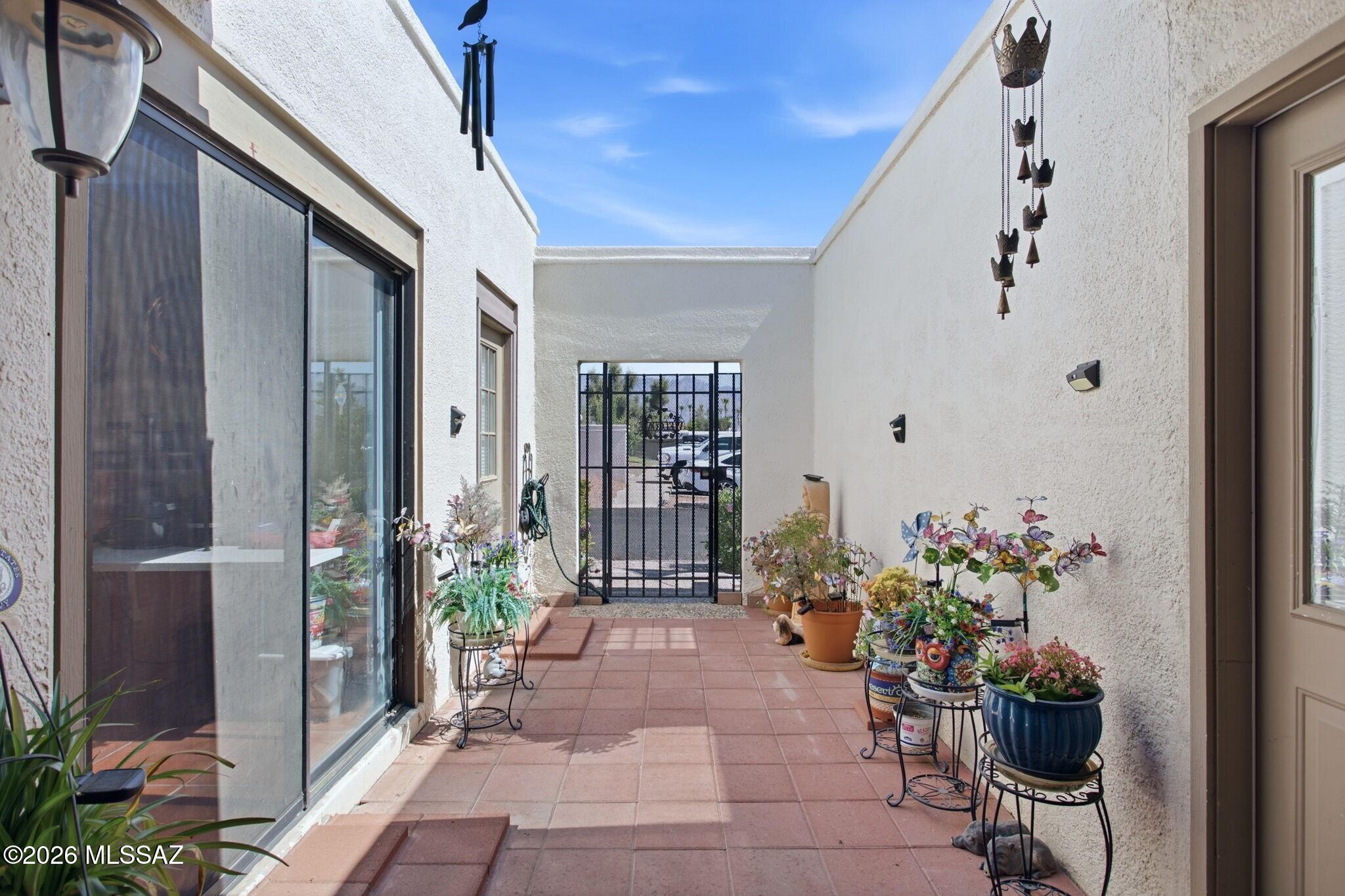 El Dorado Townhomes - Residential