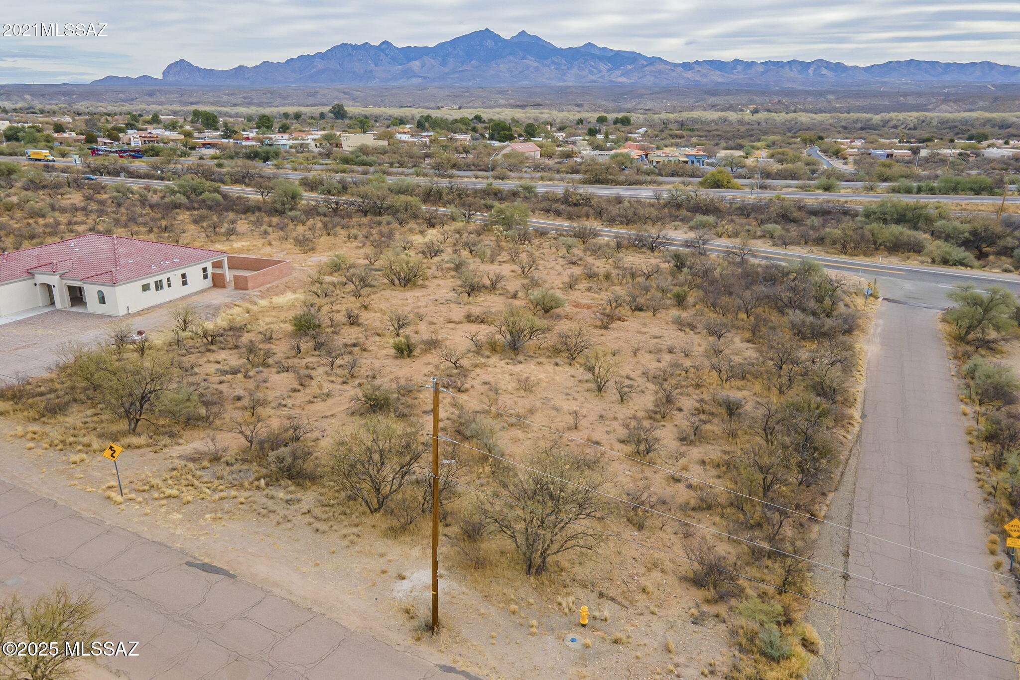 Envision your future newly constructed home on an amazing lot with a view of the Santa Rita mountains and historic Tubac town. This parcel is seconds away from the freeway making it easy to travel north up to Tucson or down south into Nogales. The historic town of Tubac is only 2 minutes away with quick access to markets, food, art, and studios offering yoga/pilates. This parcel is fairly flat which cuts down on excavation costs. Picture yourself living in the tranquil town of Tubac offering lots of amazing food, art and history.