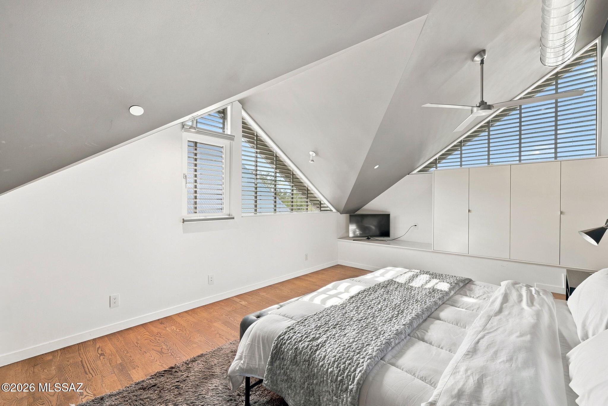 18th Street Bungalows - Residential