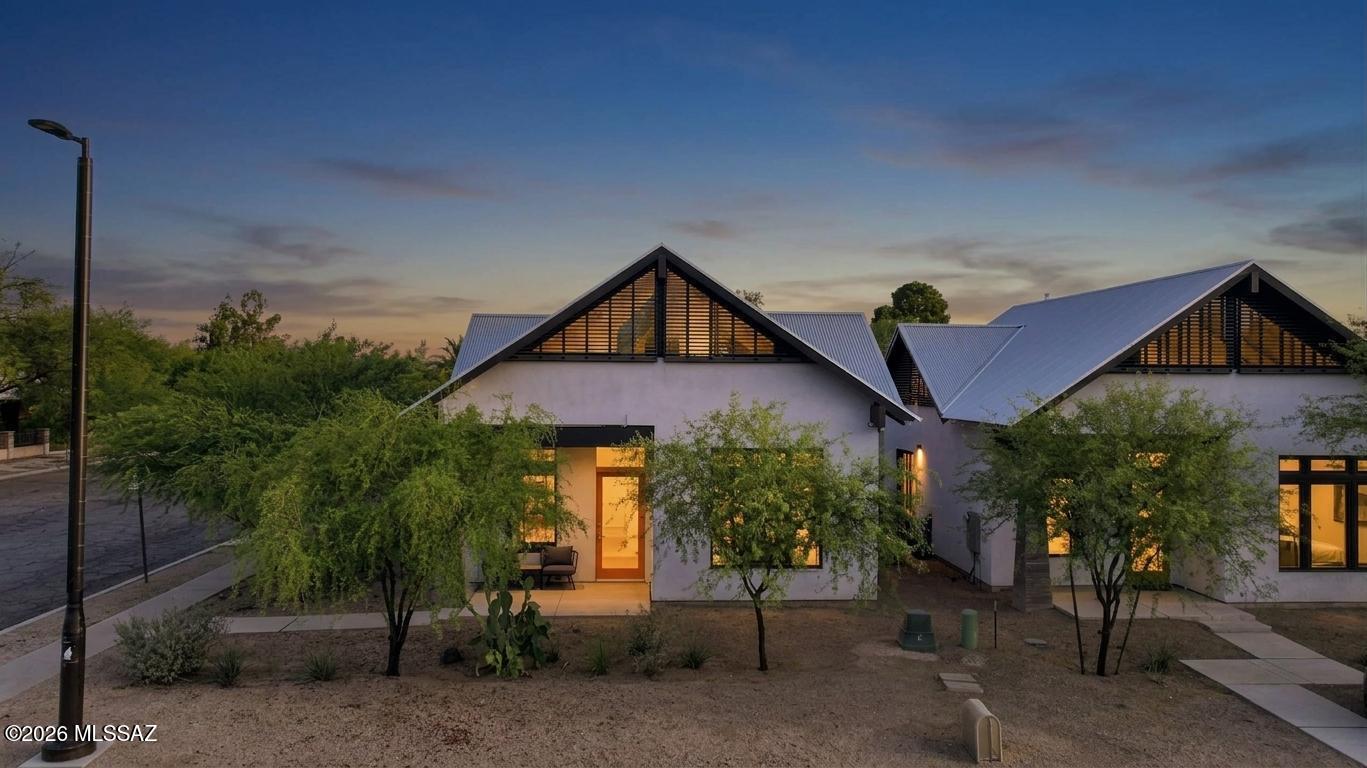 18th Street Bungalows - Residential