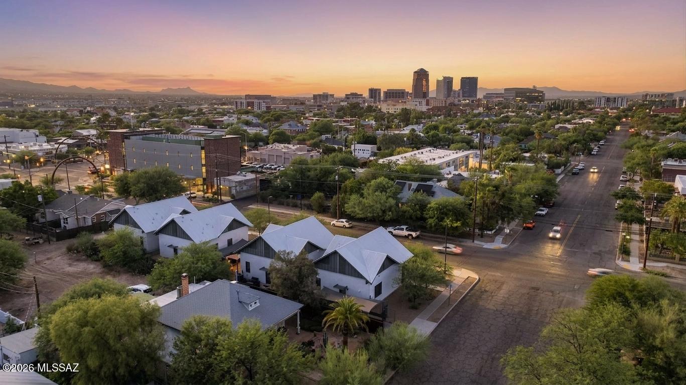 18th Street Bungalows - Residential