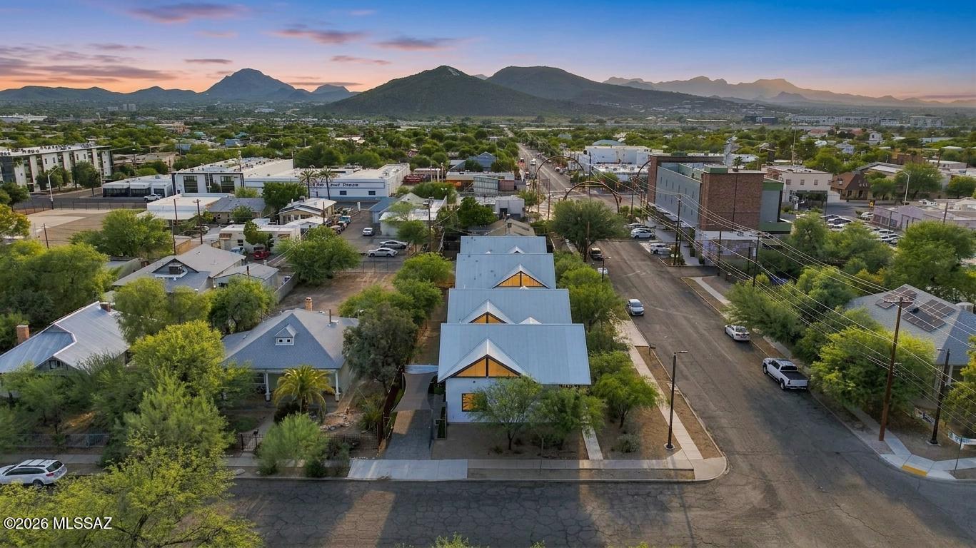 18th Street Bungalows - Residential