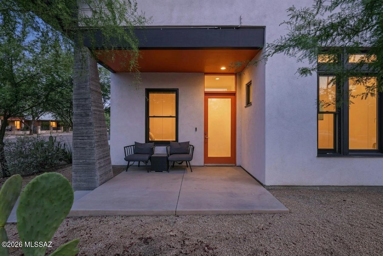18th Street Bungalows - Residential