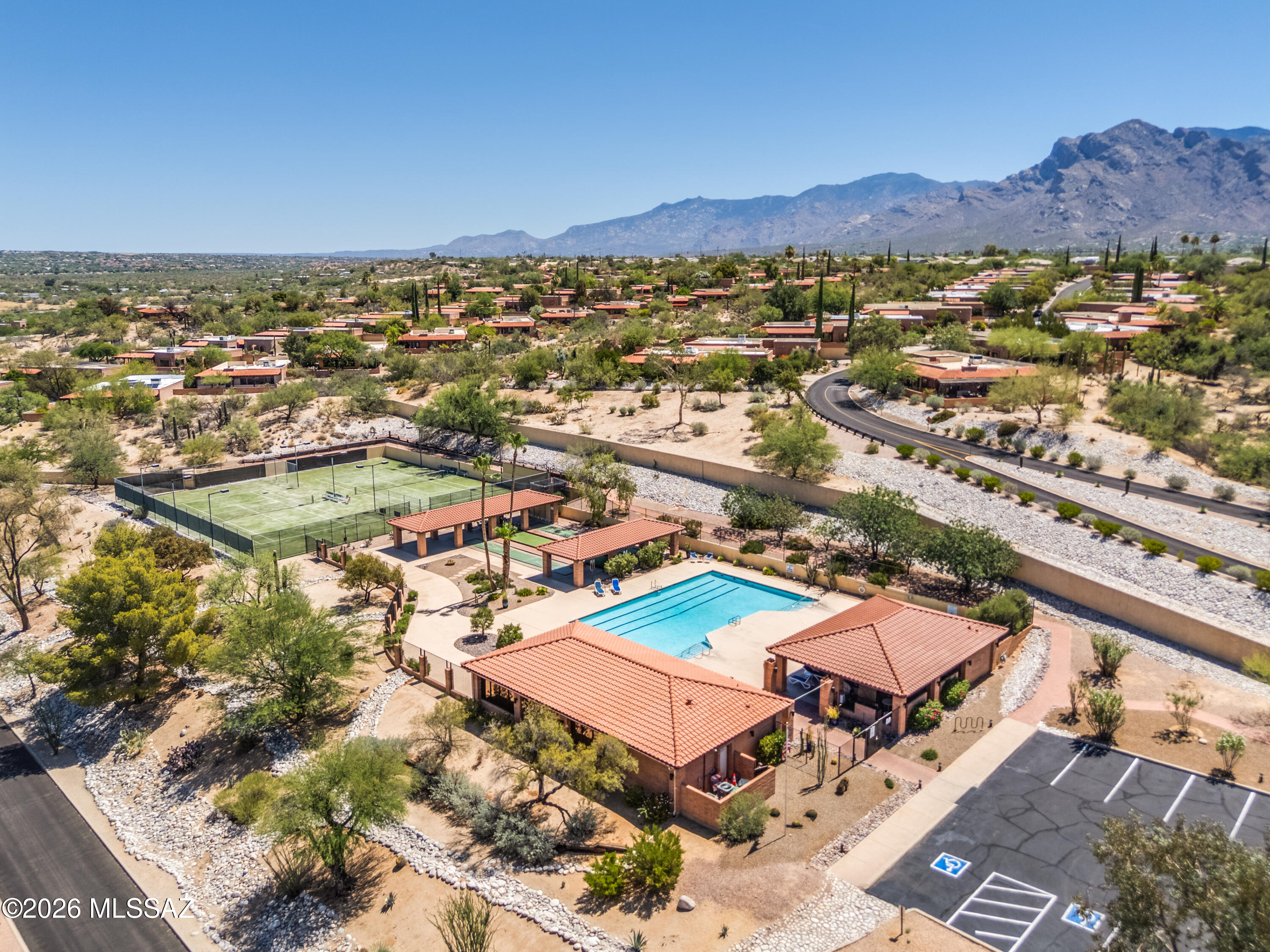 La Cholla Hills(314-353) - Residential