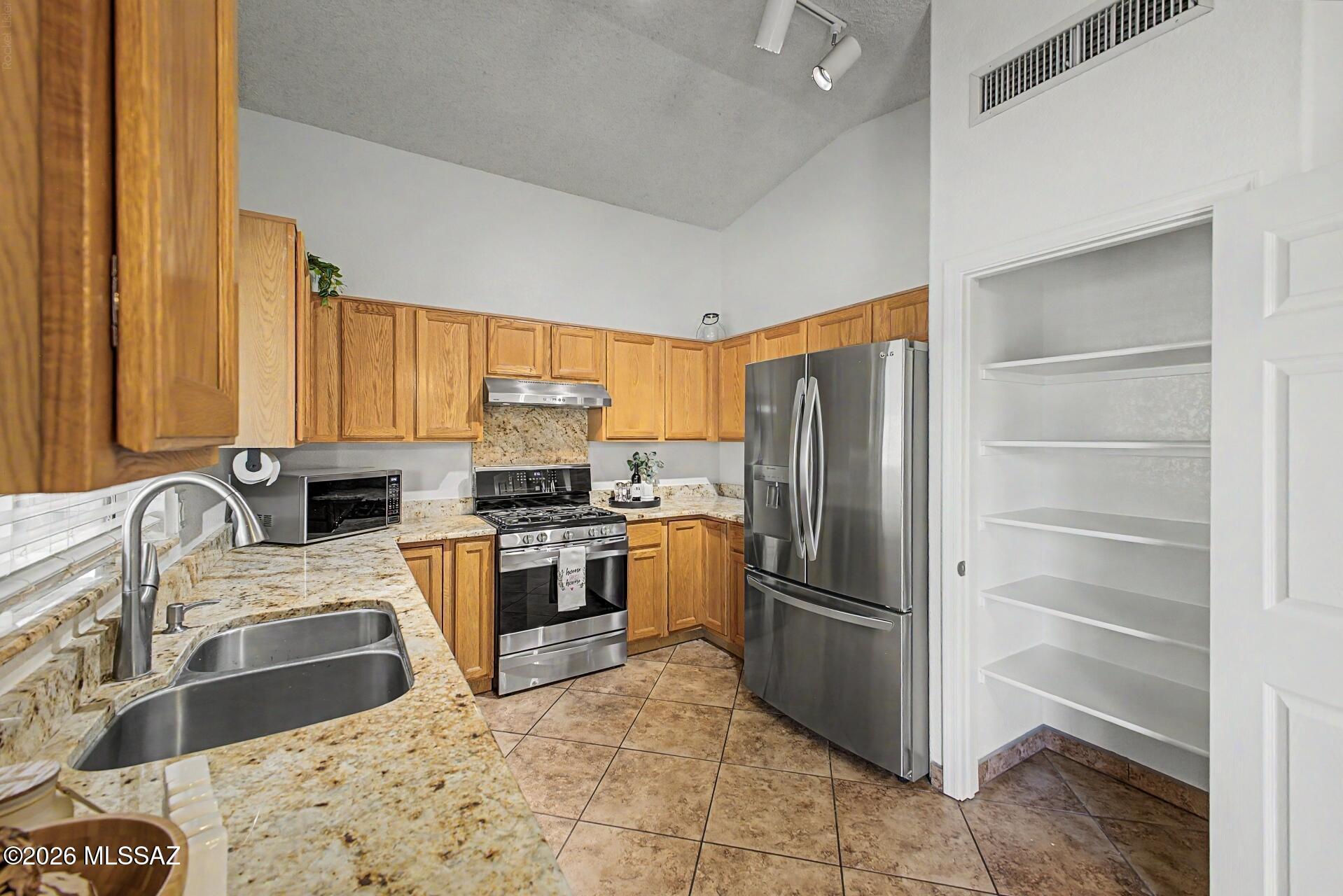 Hillcrest At Wingate (43-112) - Residential
