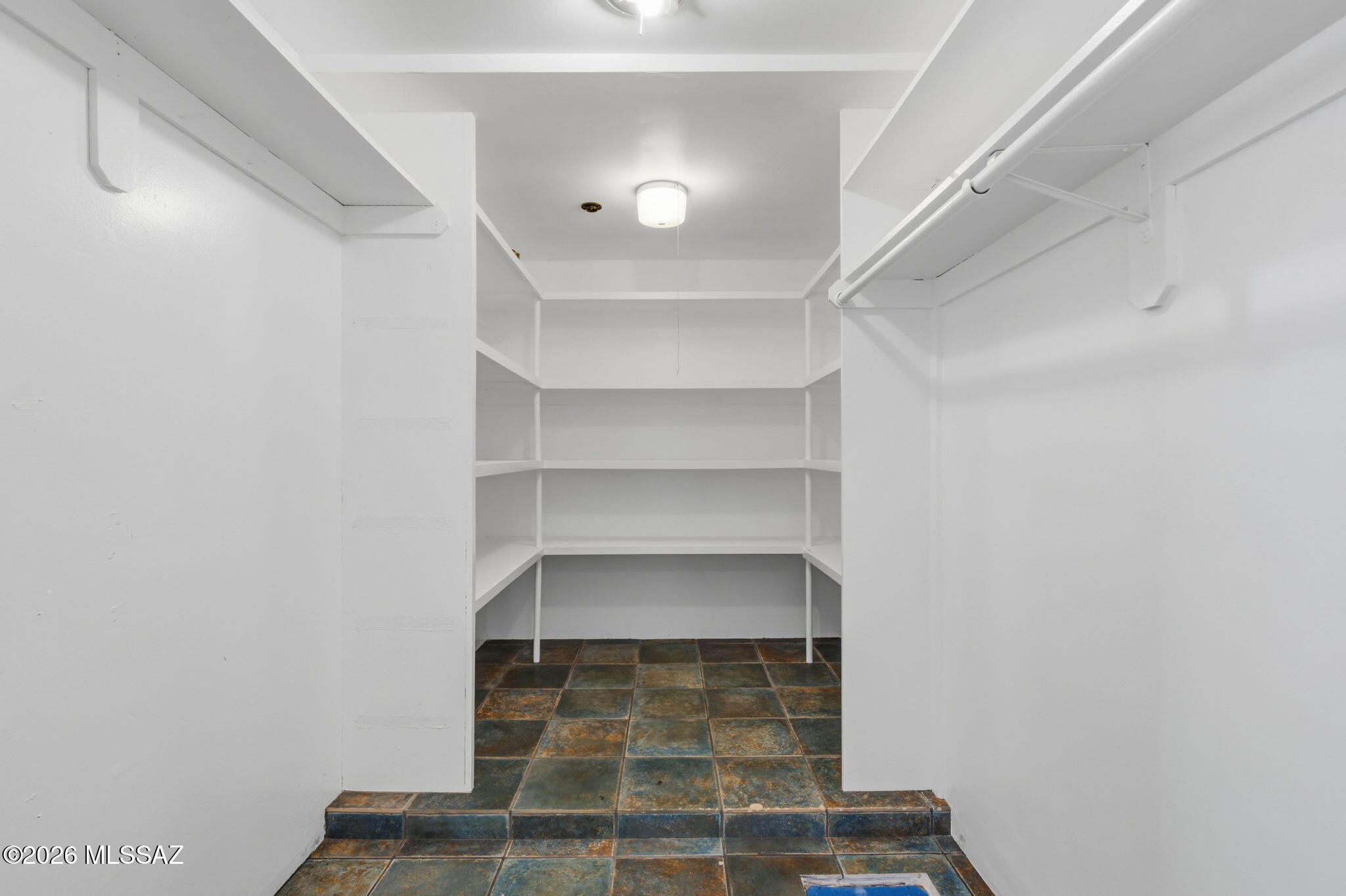 Rolling Hills No. 5 (22-38, 44-55) - Residential