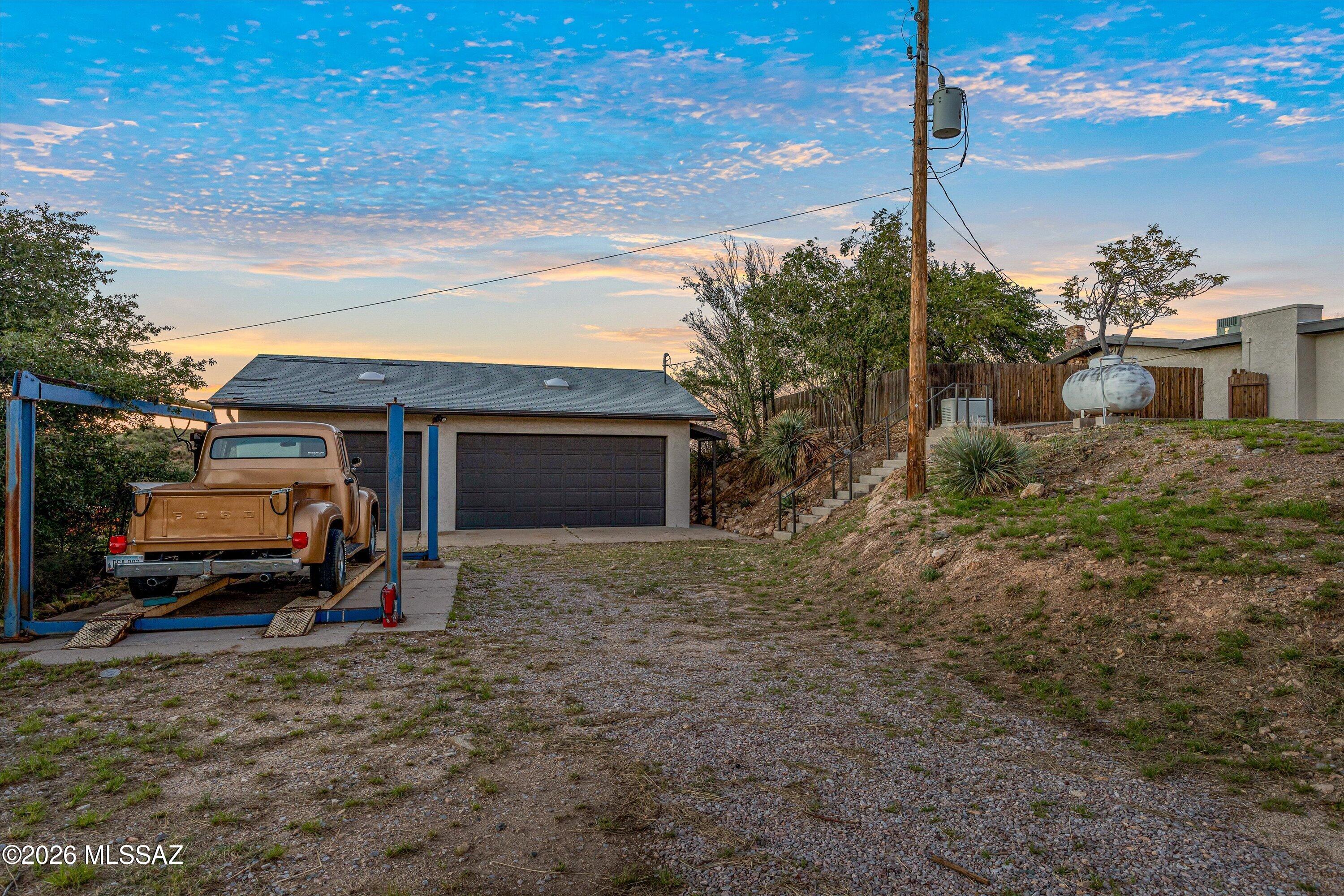 Holycross Canyon - Residential