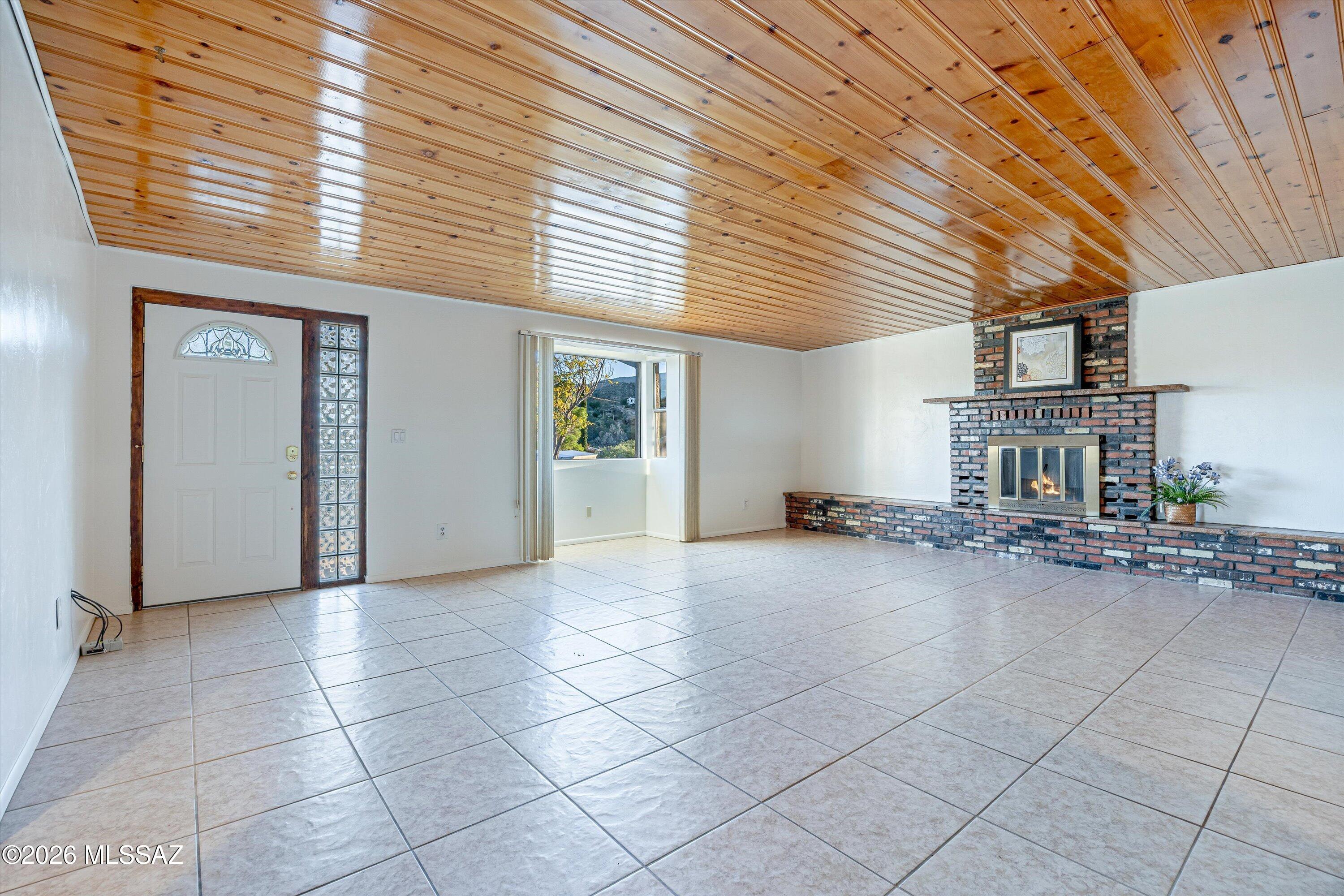 Holycross Canyon - Residential